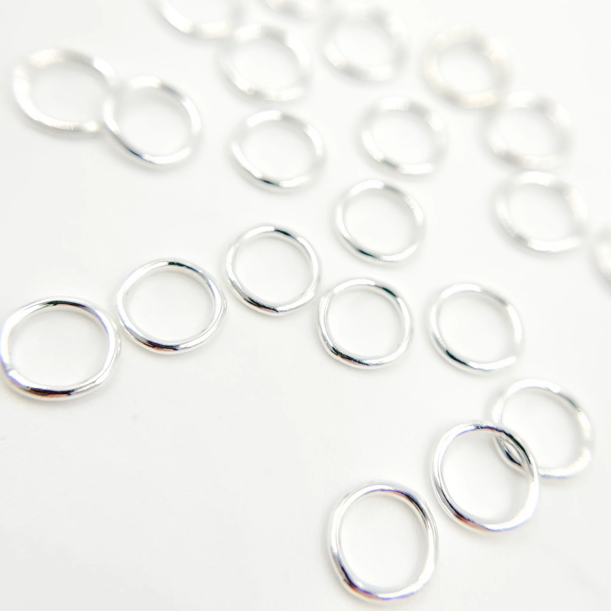 5004472C. 5MM 20.5Gauge White Sterling Silver Close Jump Ring - Image 2
