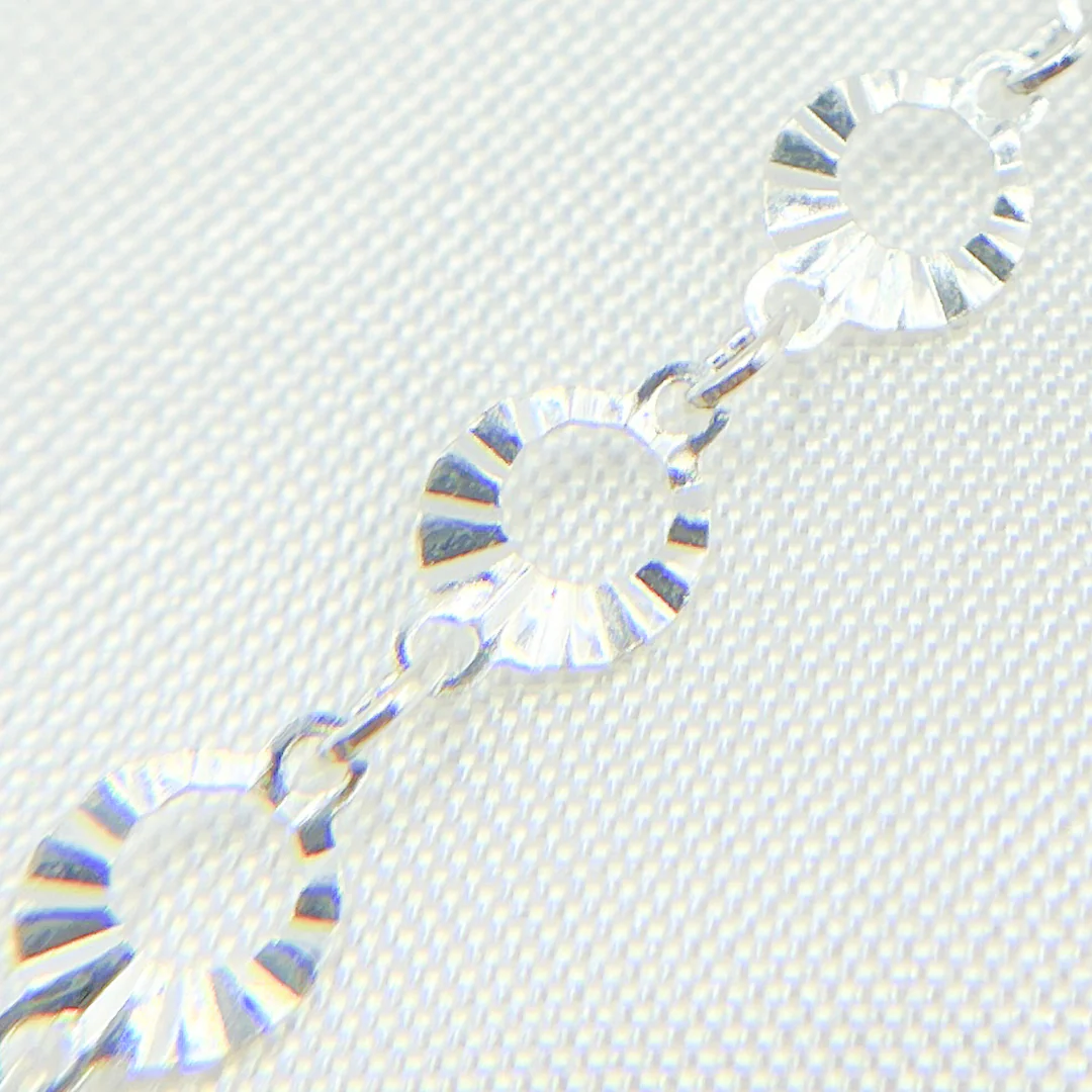 V20DCSS. Sterling Silver Diamond Cut Circle Link - Image 2