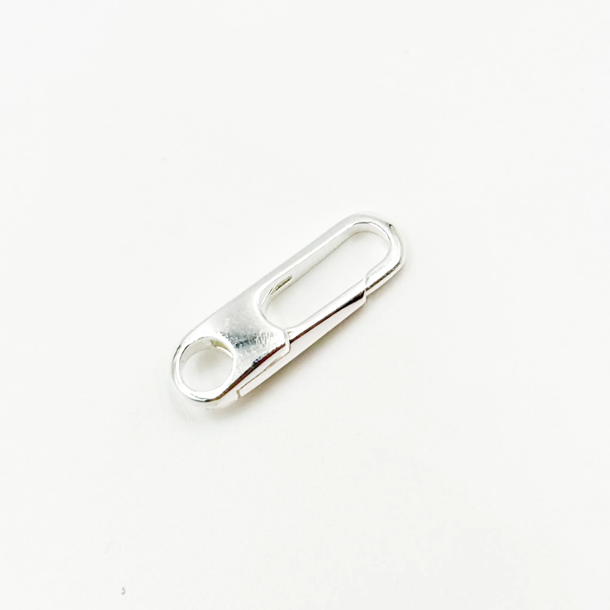 1356SS. 15MM White Sterling Silver Oval Clasp - Image 4