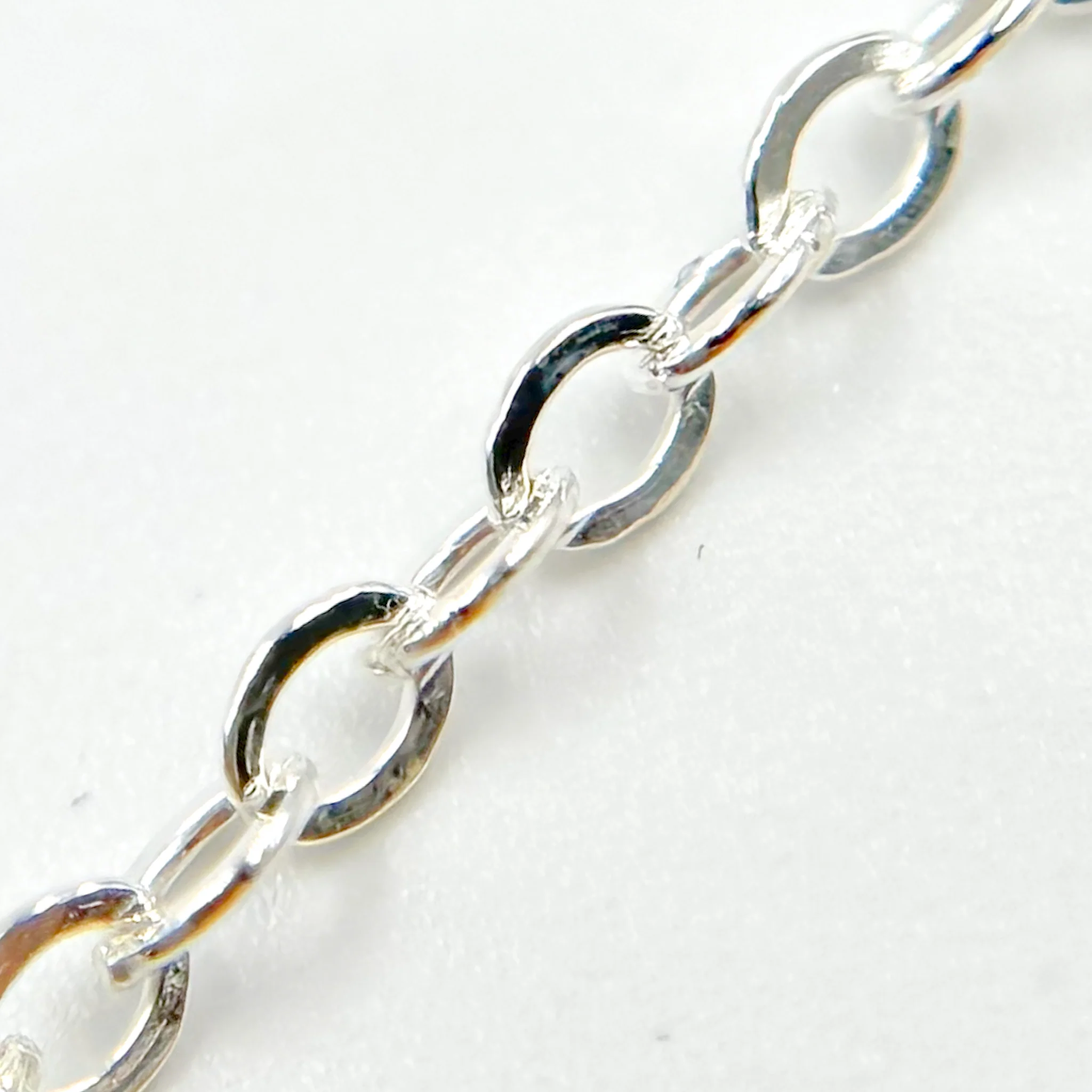 1813FSS. Sterling Silver Flat Cable Chain - Image 2