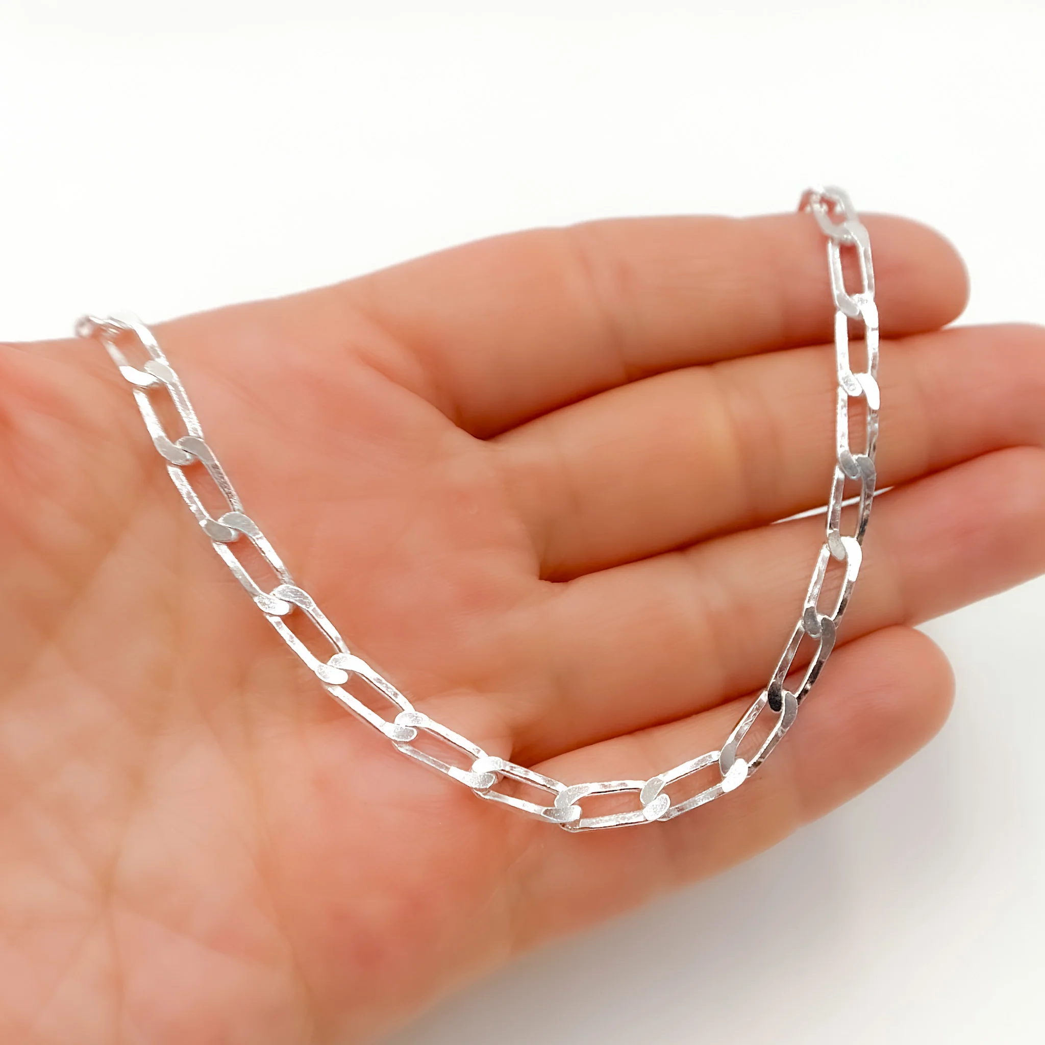 Z61SSN. Sterling Silver Flat Paperclip Necklace