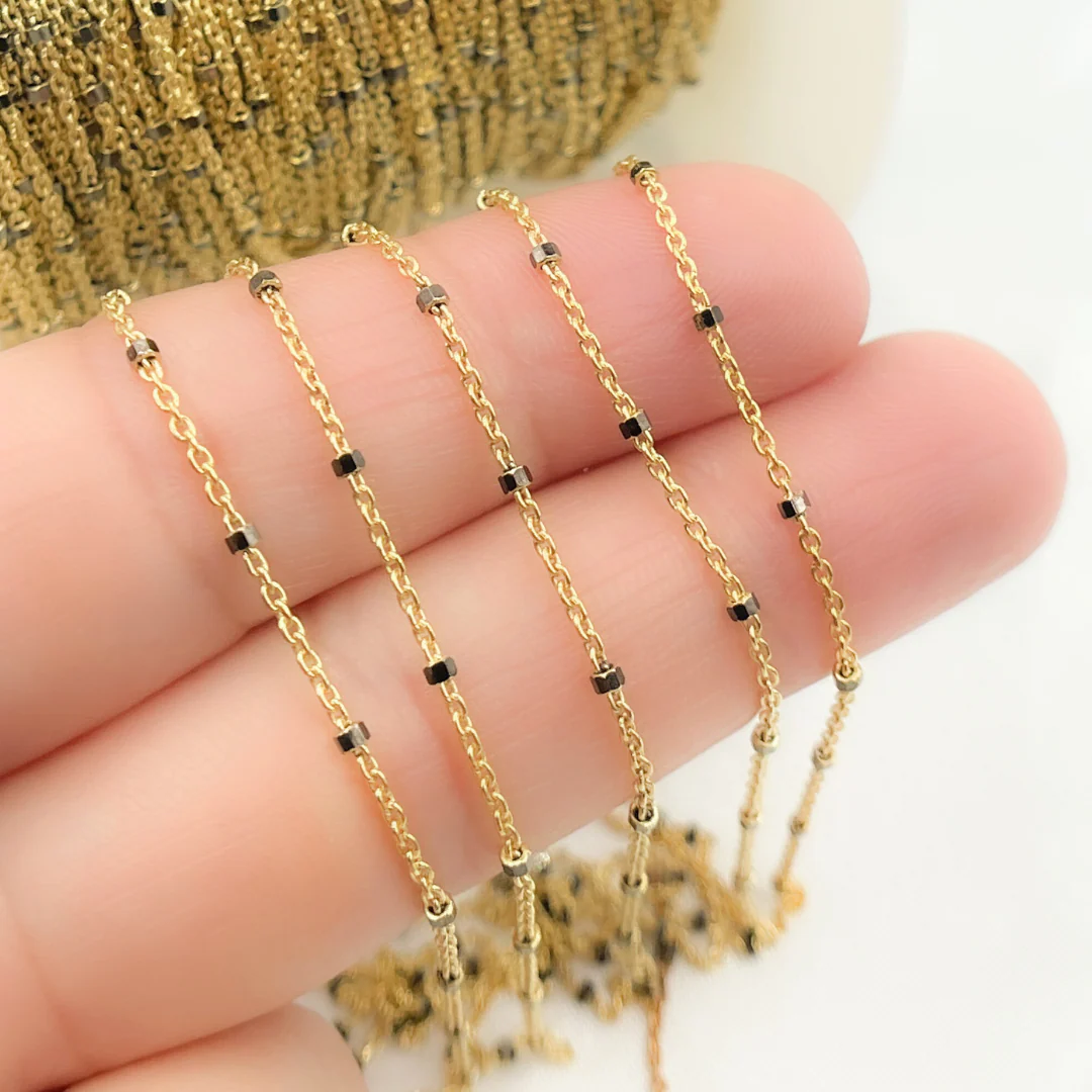 Z36GB2F. Gold Plated 925 Sterling Silver Satellite Cube Chain - Image 3
