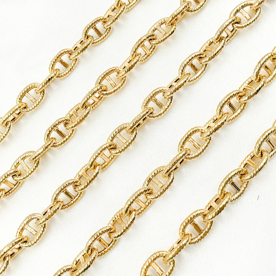 V55GP . Gold Plated 925 Sterling Silver Gold Plated Textured Marina Chain - Image 2