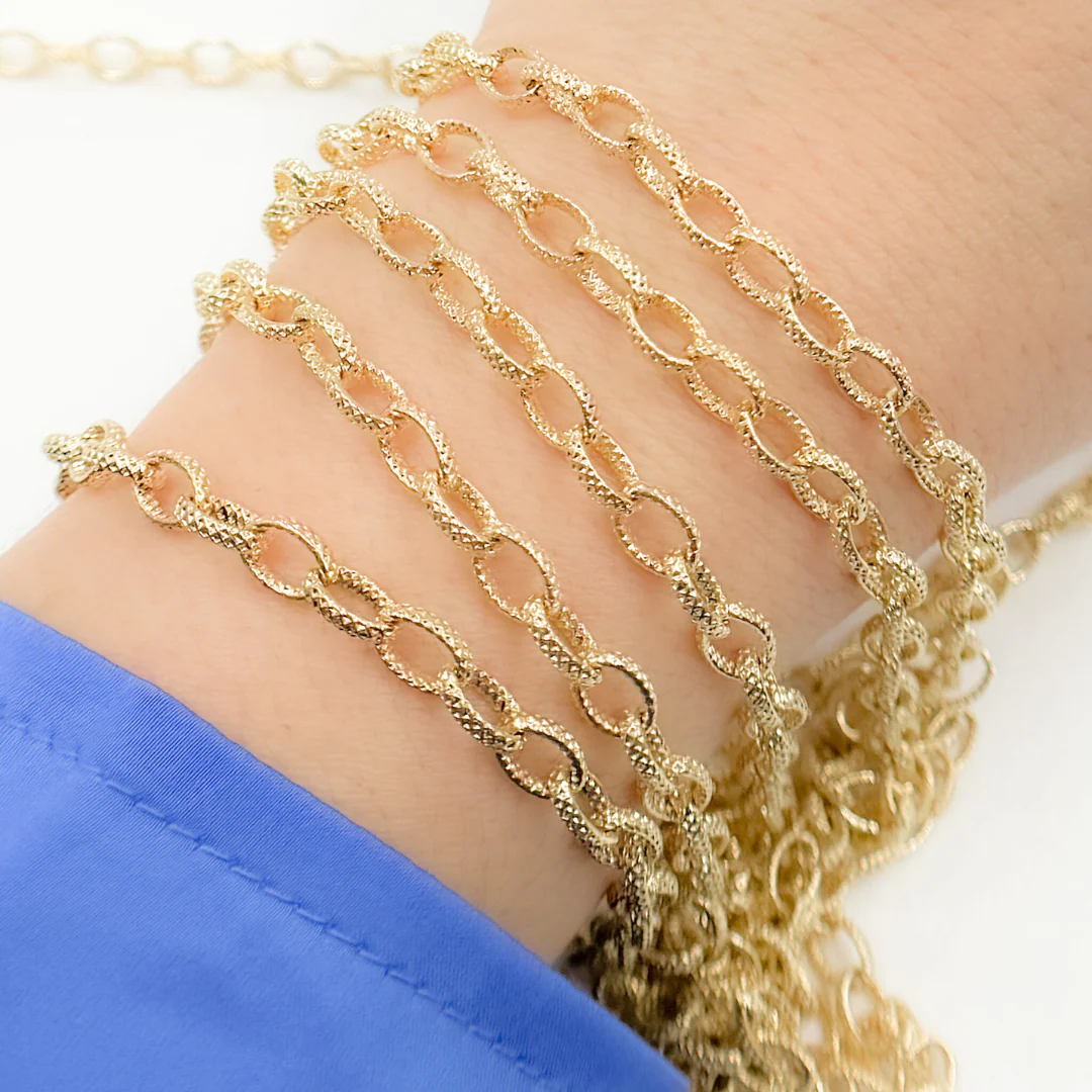 V25GP. Gold Plated Sterling Silver Gold Plated Textured Oval Link Chain - Image 2