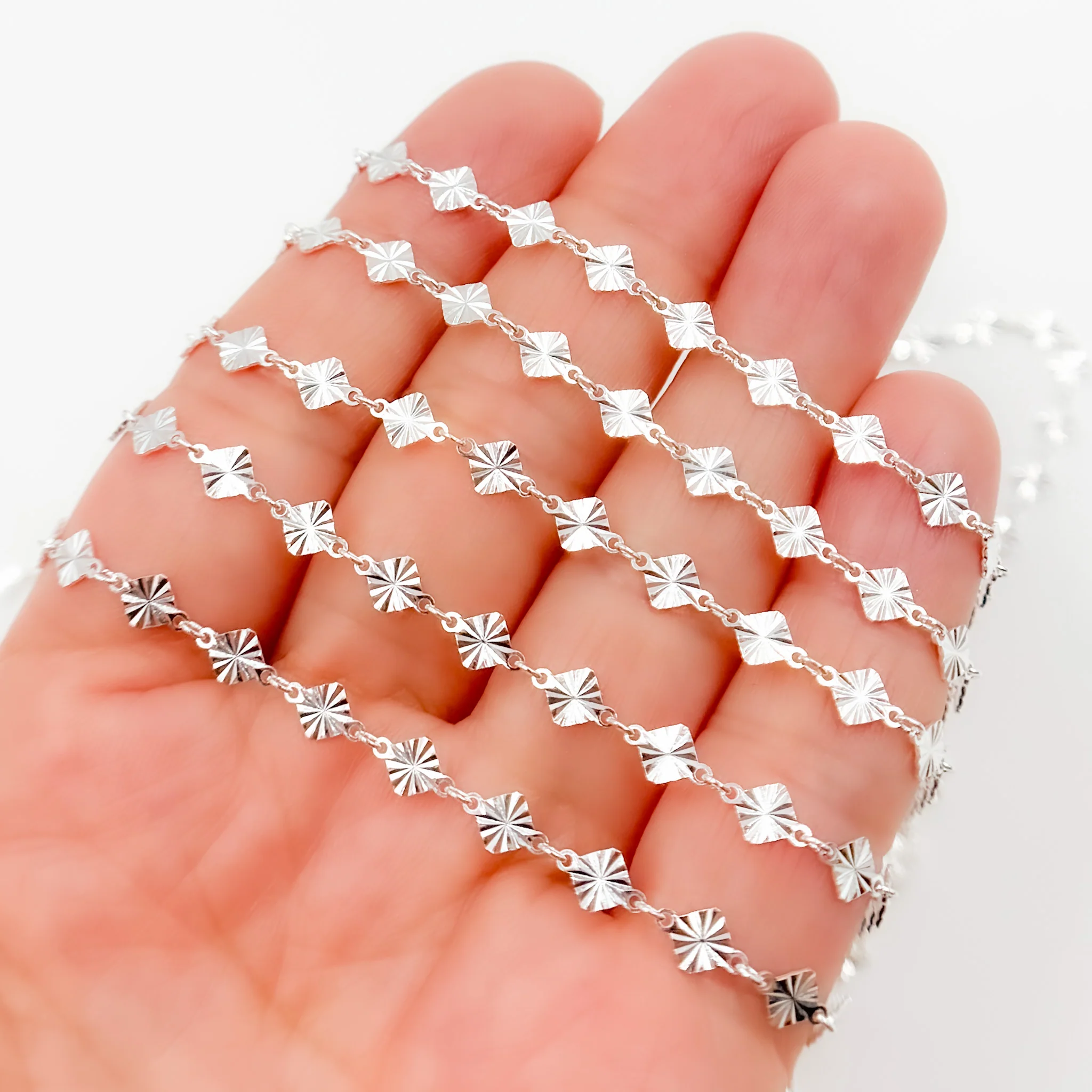 V72SS. Sterling Silver Hammered Diamond Link Chain - Image 2