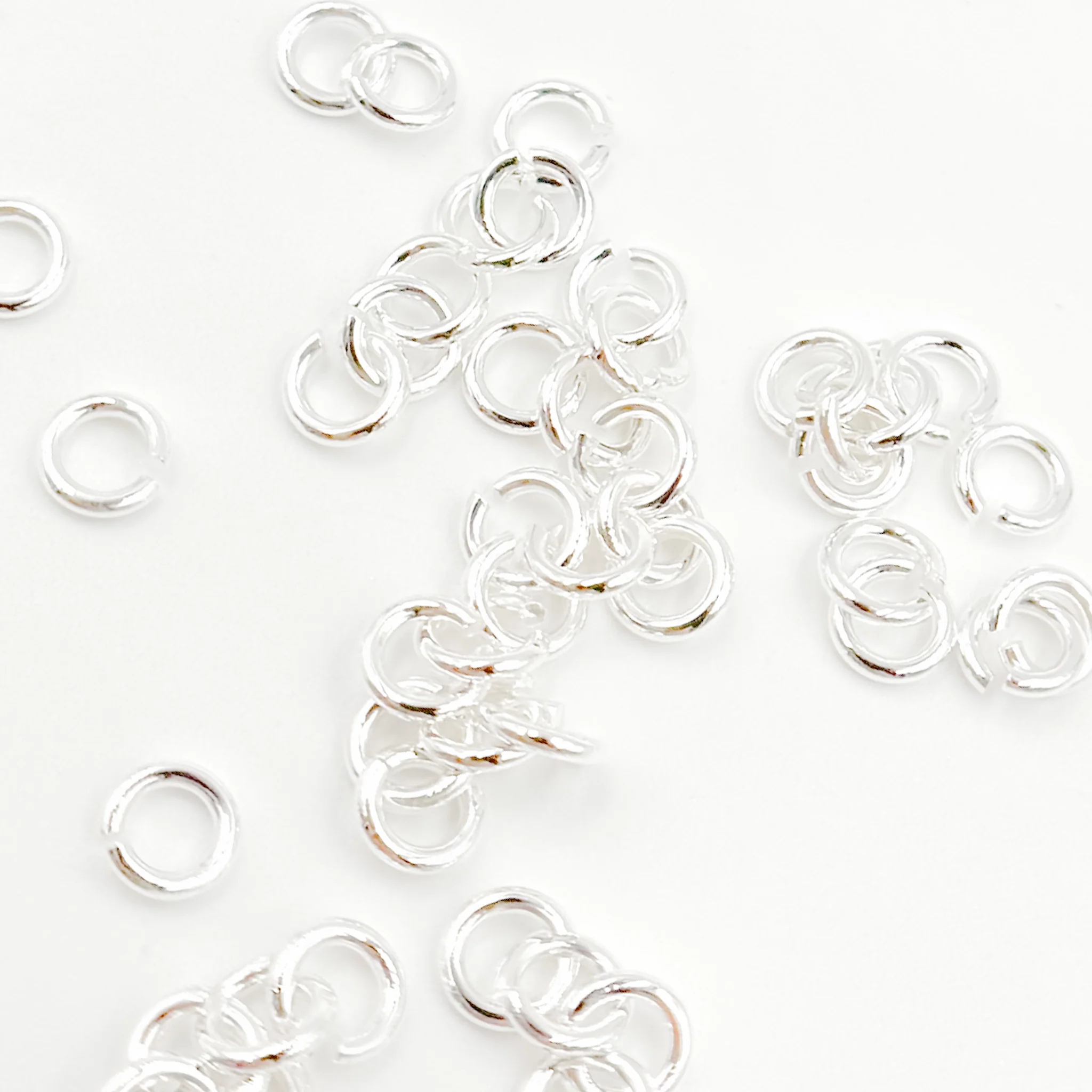 5004461. 4MM 20Gauge White Sterling Silver Open Jump Ring - Image 3