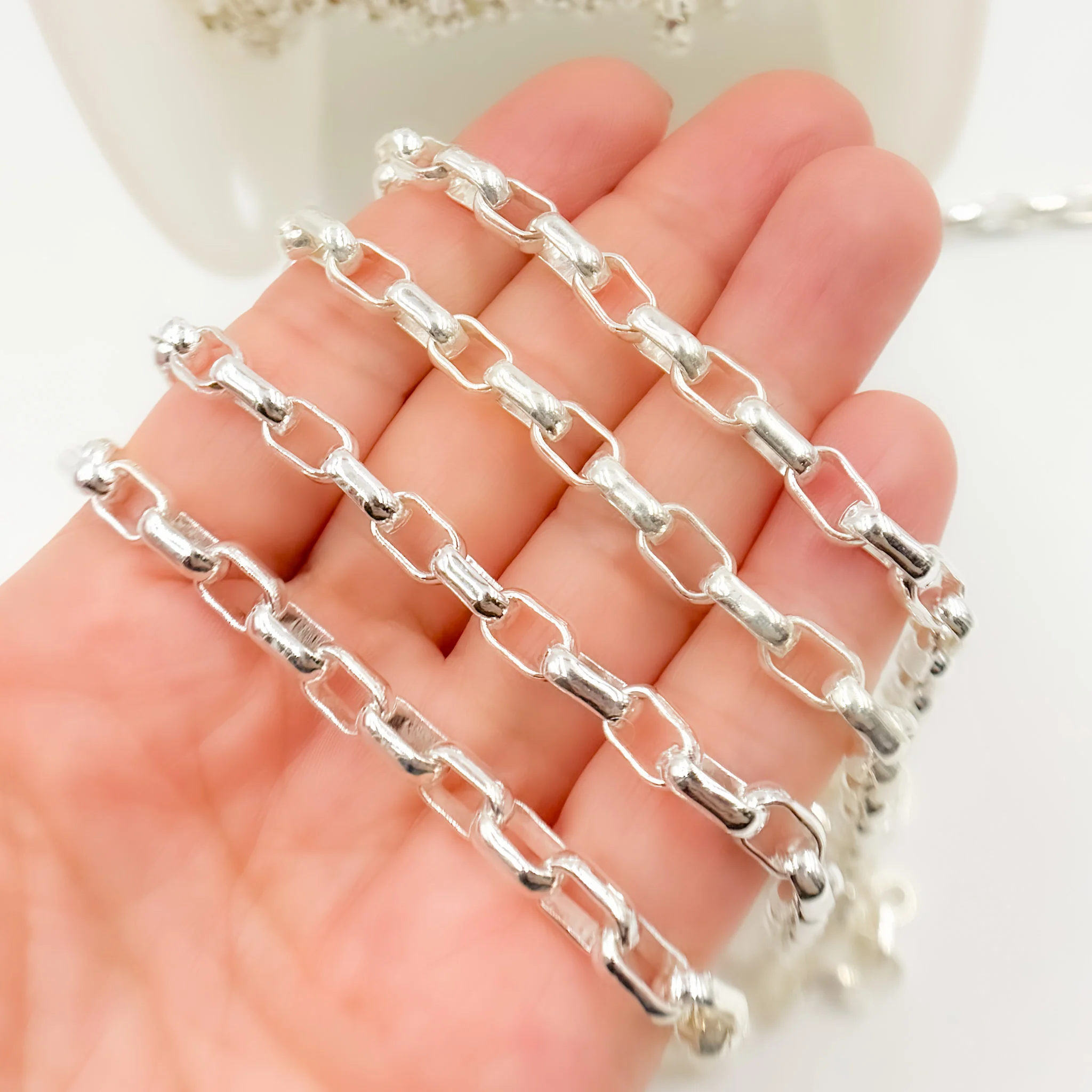 921SS. Sterling Silver Smooth Oval Link Chain
