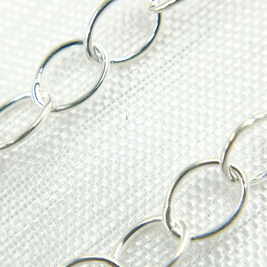 V189SS. Sterling Silver Smooth Oval Link Chain - Image 4