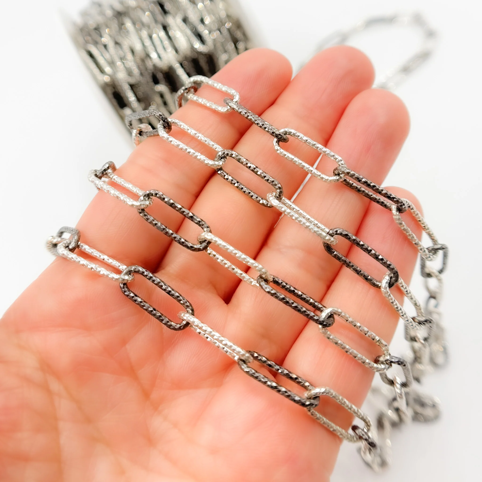 V10SB. Sterling Silver Diamond Cut Paperclip Chain