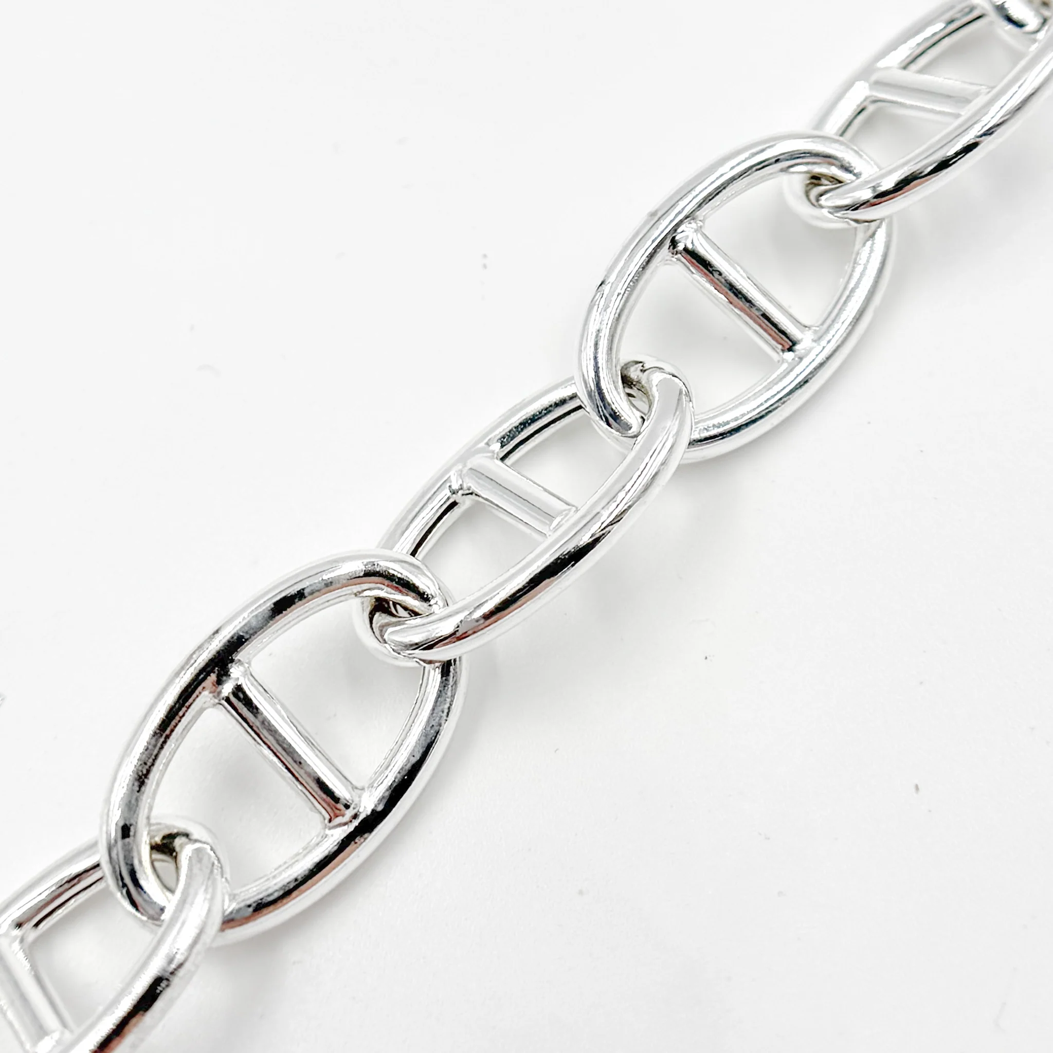 564MTSS. Sterling Silver Hollow Smooth Marina Link Chain - Image 3