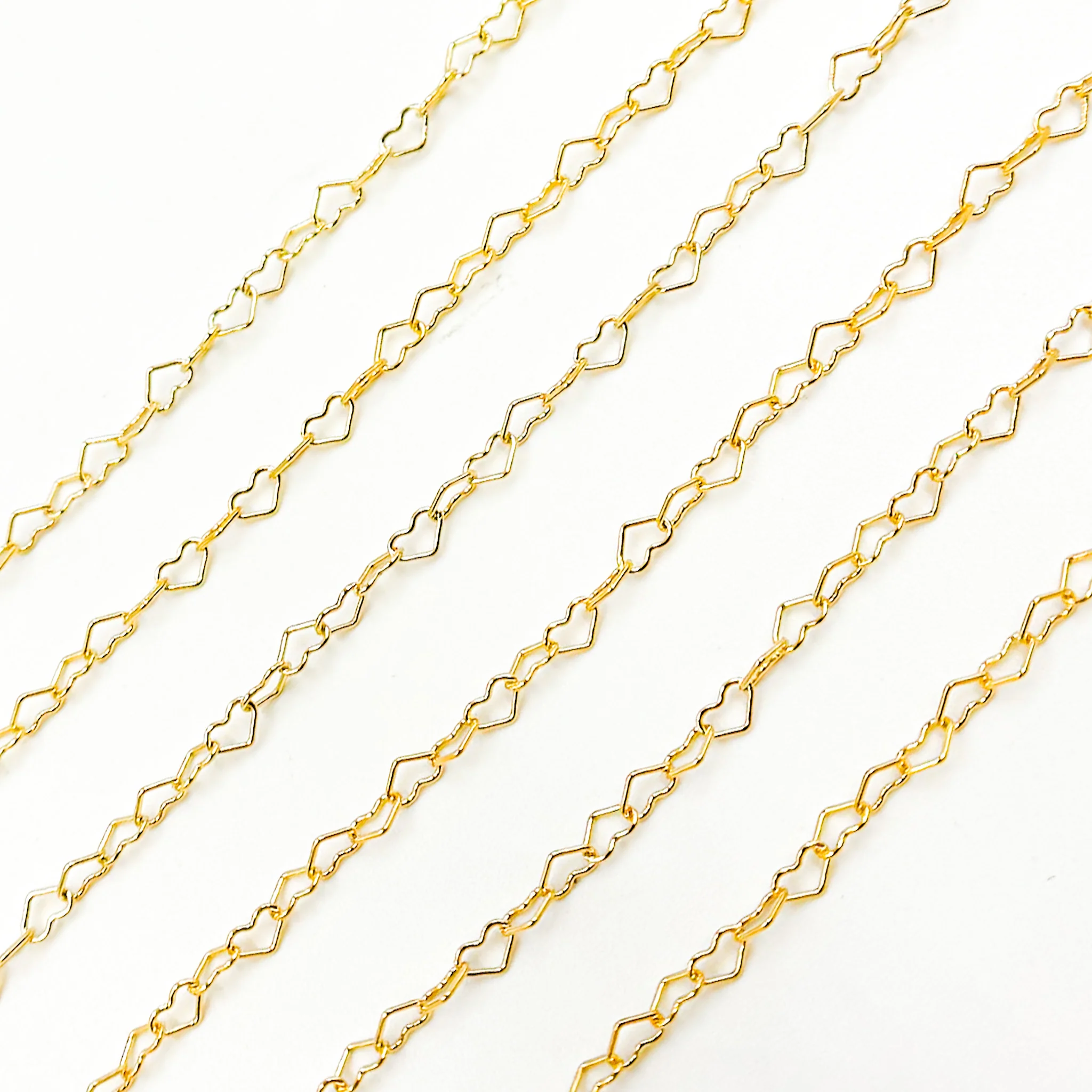 A35/SPGF. 14K Gold Filled Heart Link Chain - Image 4