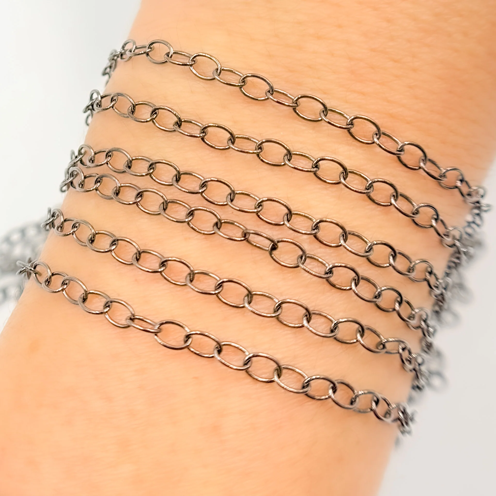 V191BR. Black Rhodium Sterling Silver Smooth Oval Link Chain - Image 2