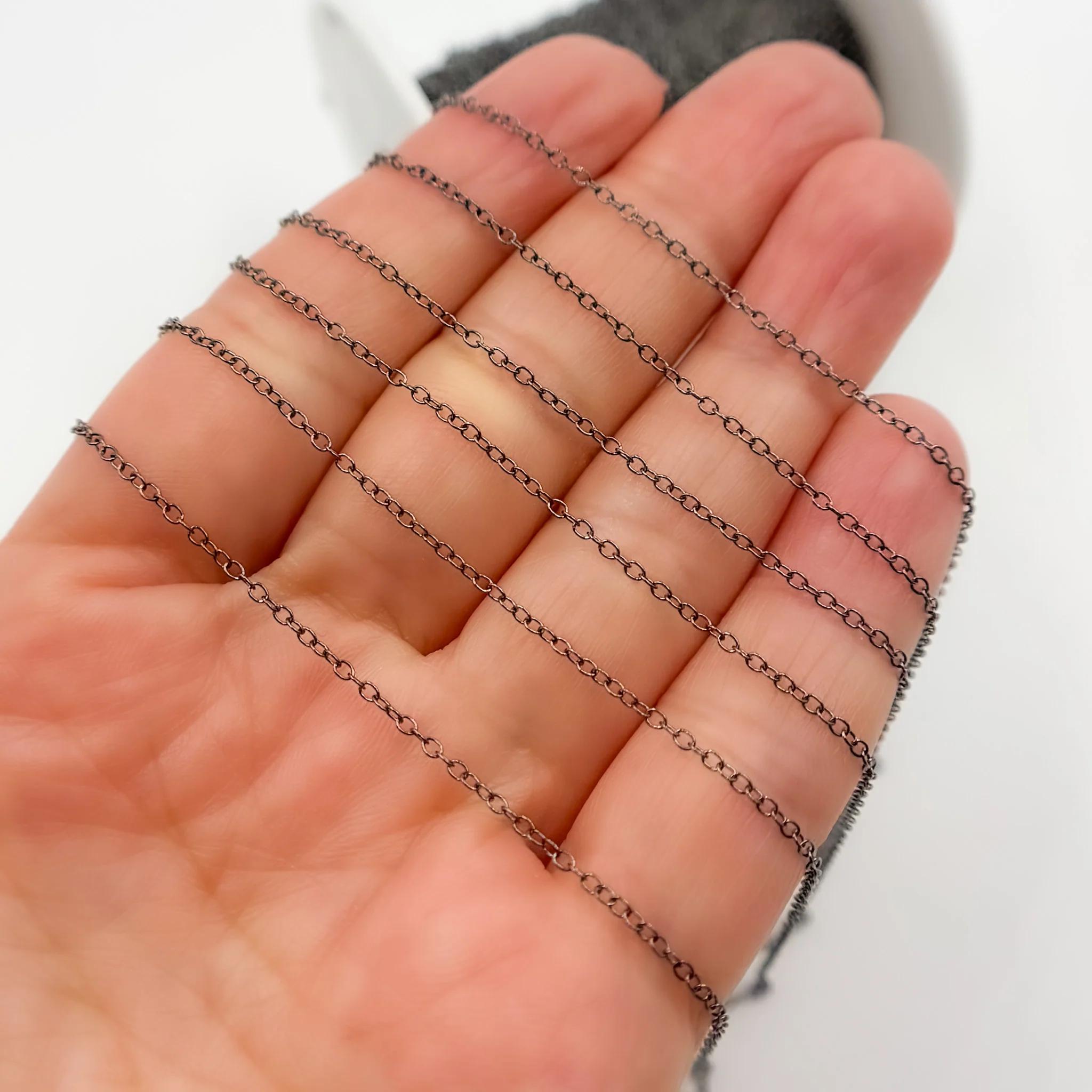 V104BR. Black Rhodium Sterling Silver Smooth Cable Chain - Image 2