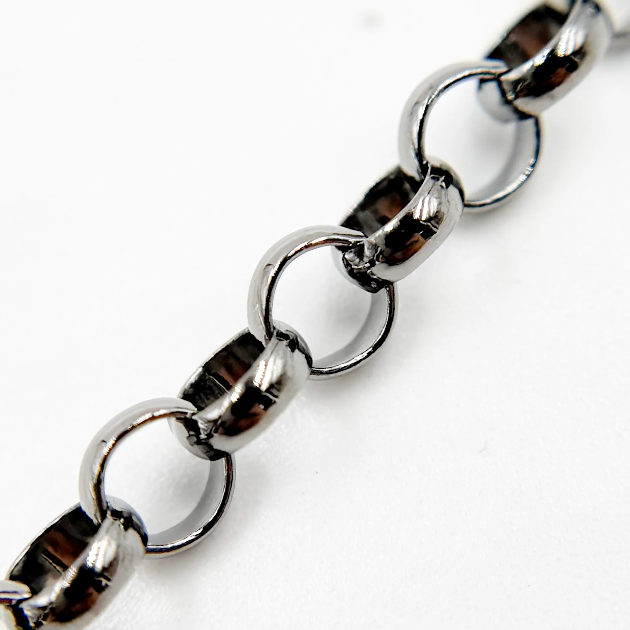 V102BR. Sterling Silver Black Rhodium Rolo Chain - Image 4