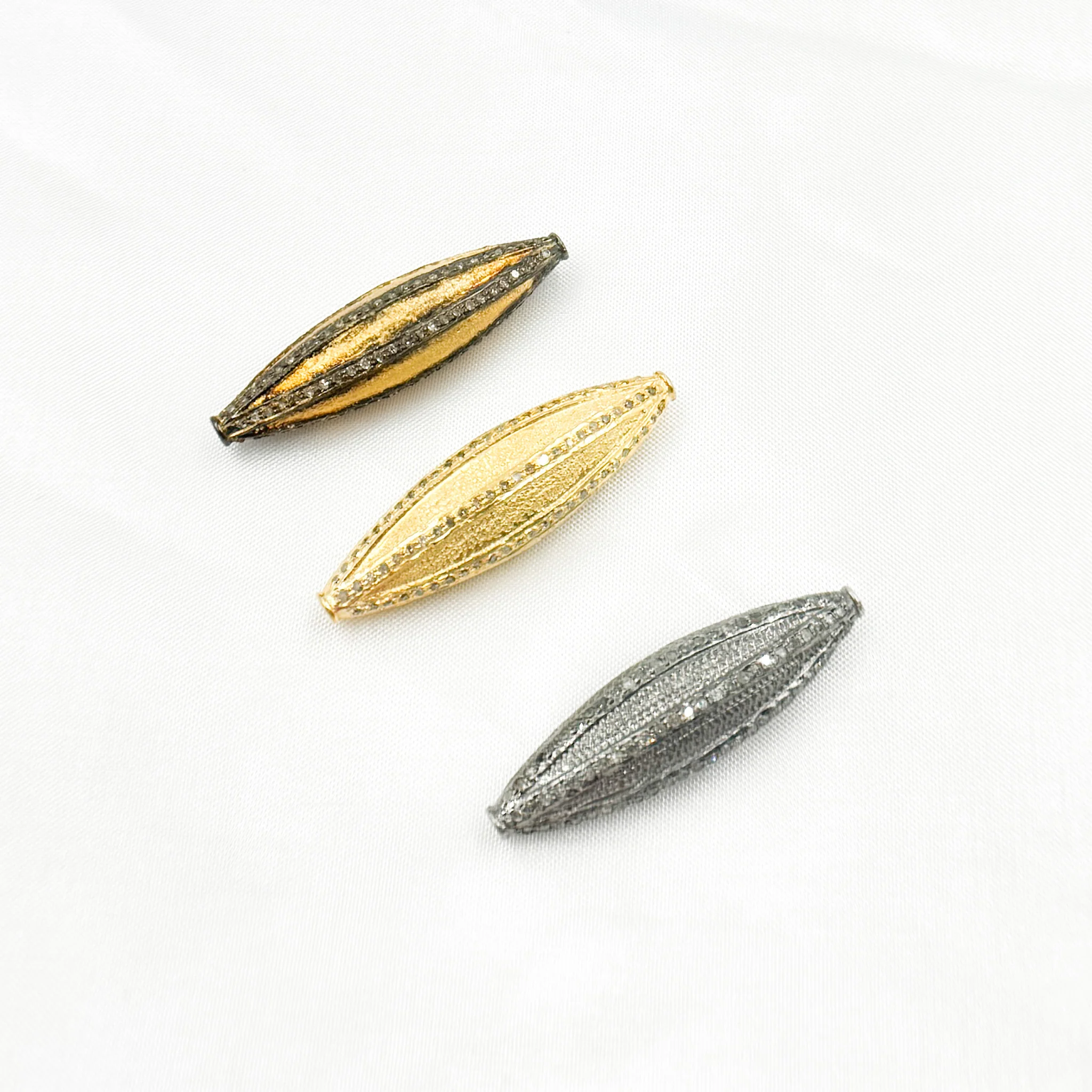 DC824. Diamond & Sterling Silver Long Oval Bead