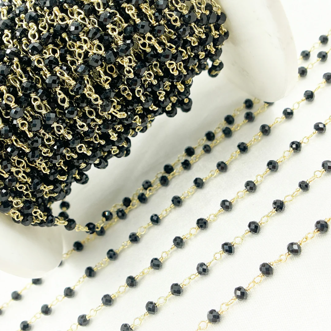 BSP40. Black Spinel Gold Plated Wire Chain - Image 6
