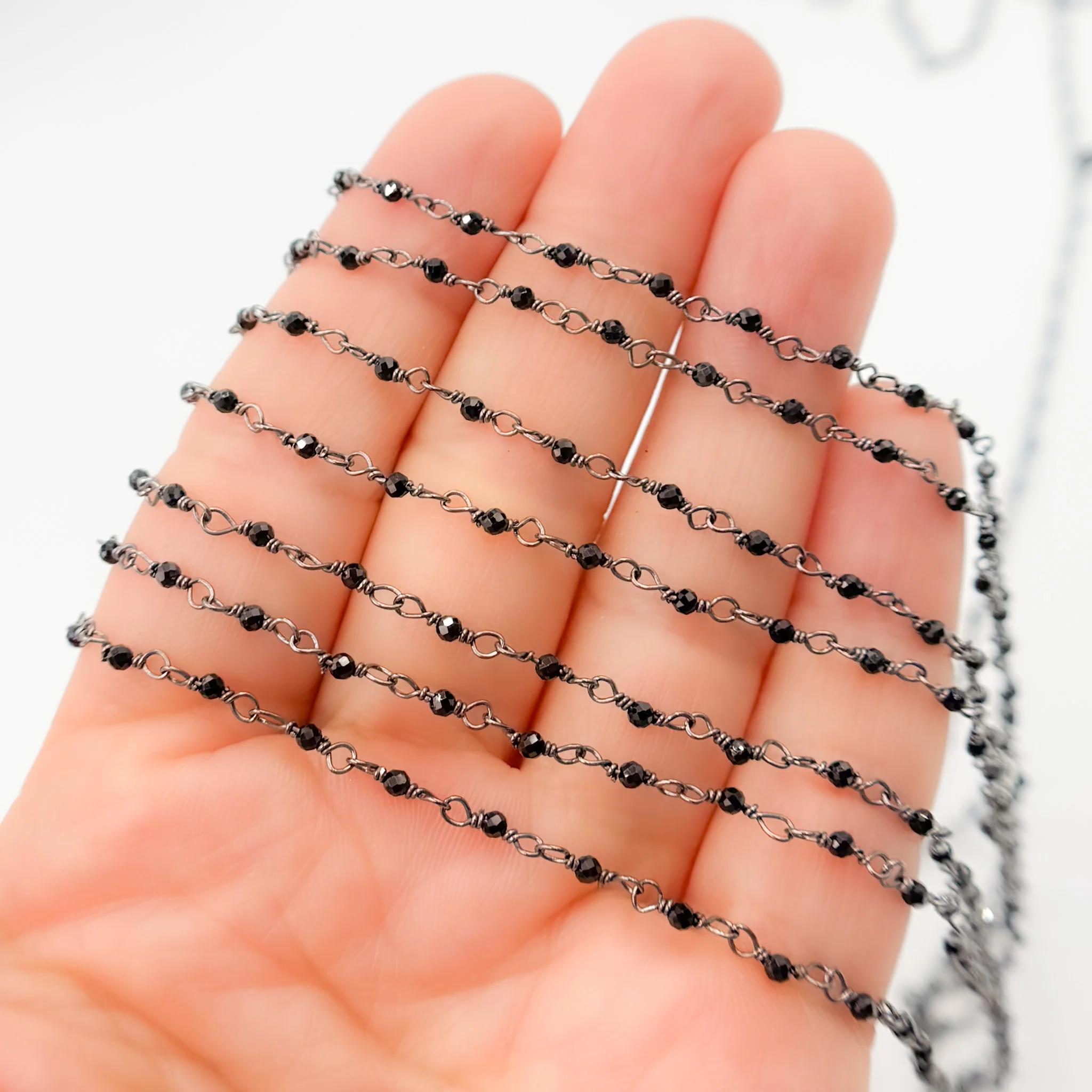 BSP24. Black Spinel Oxidized Wire Wrap Chain - Image 3