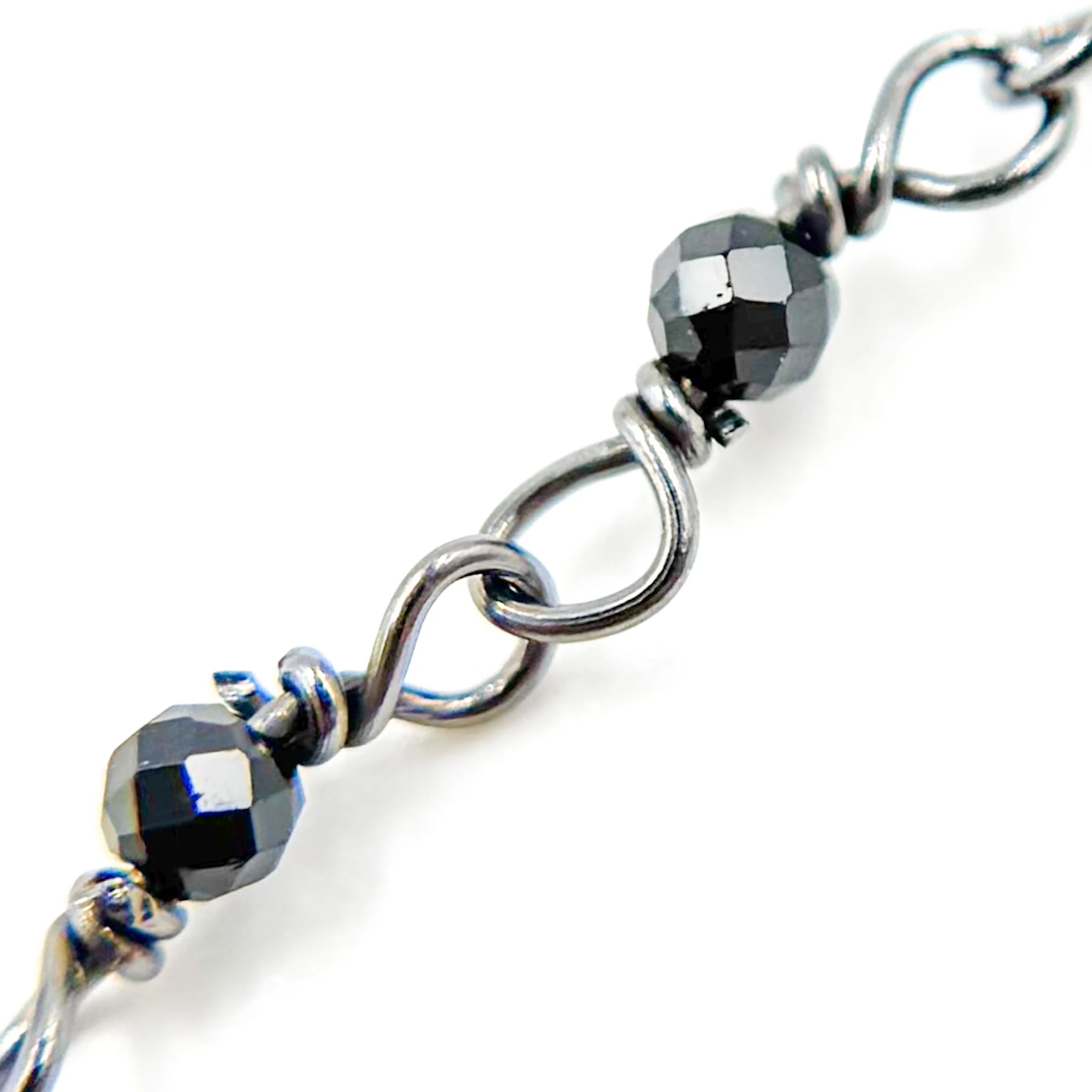 BSP24. Black Spinel Oxidized Wire Wrap Chain - Image 5