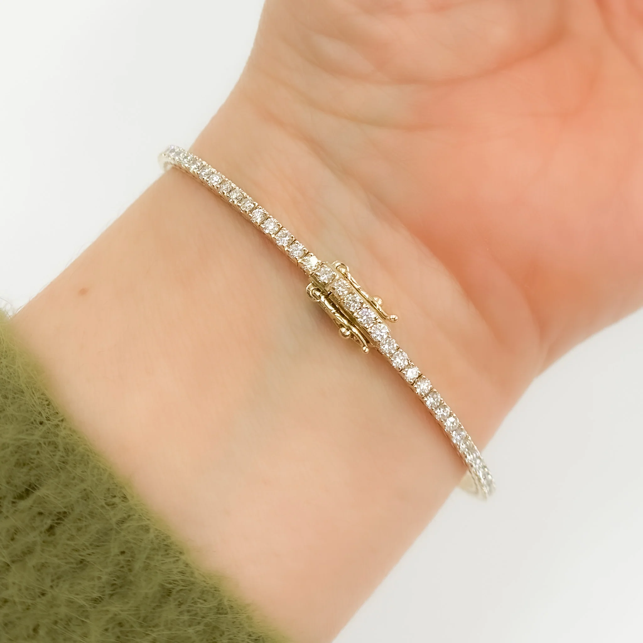 BNP68424. 14K Solid Gold Diamond Bangle - Image 10