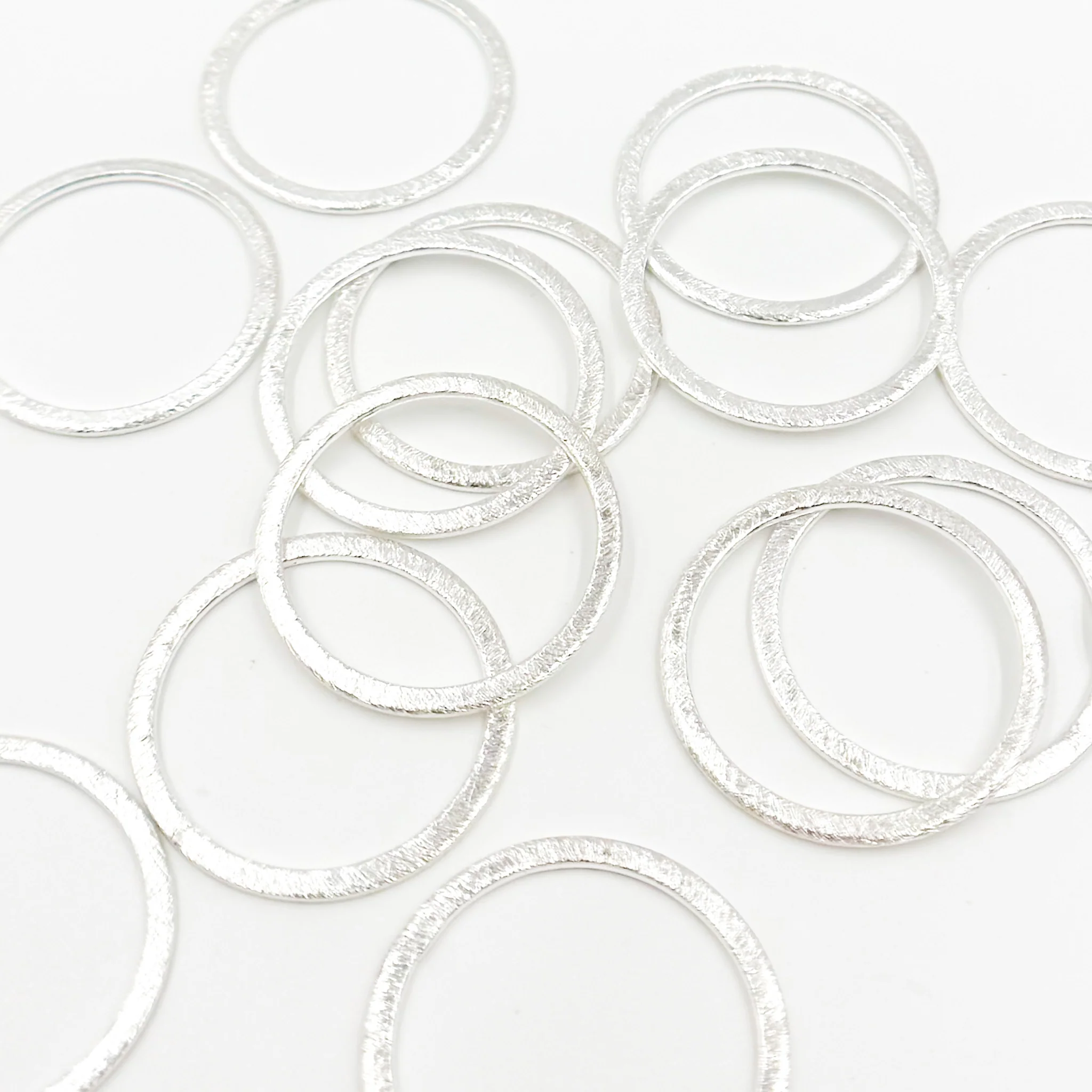 BS4SS. 25MM White Sterling Silver Ring Connector - Image 4