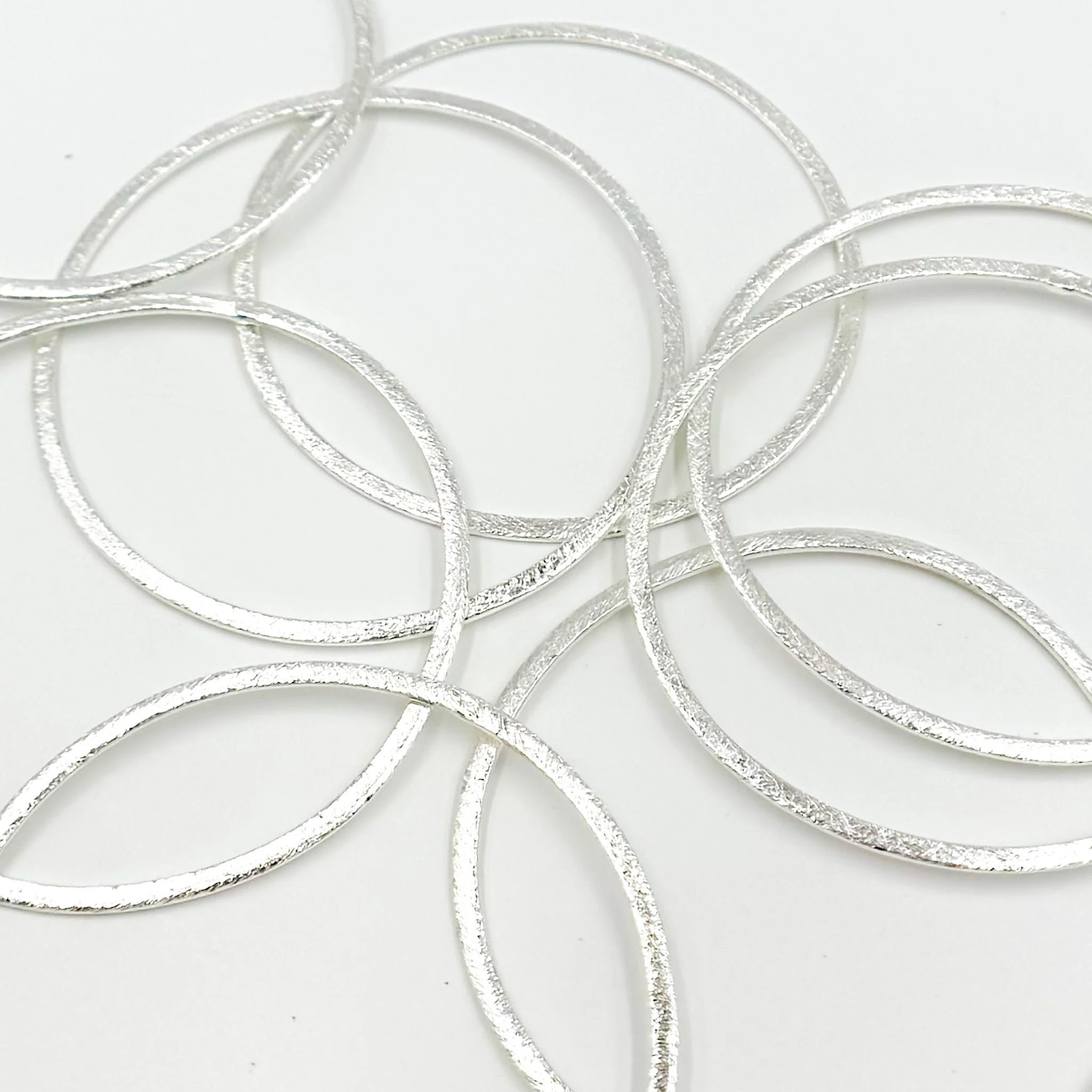 BS8SS. 50MM White Sterling Silver Ring Connector - Image 4