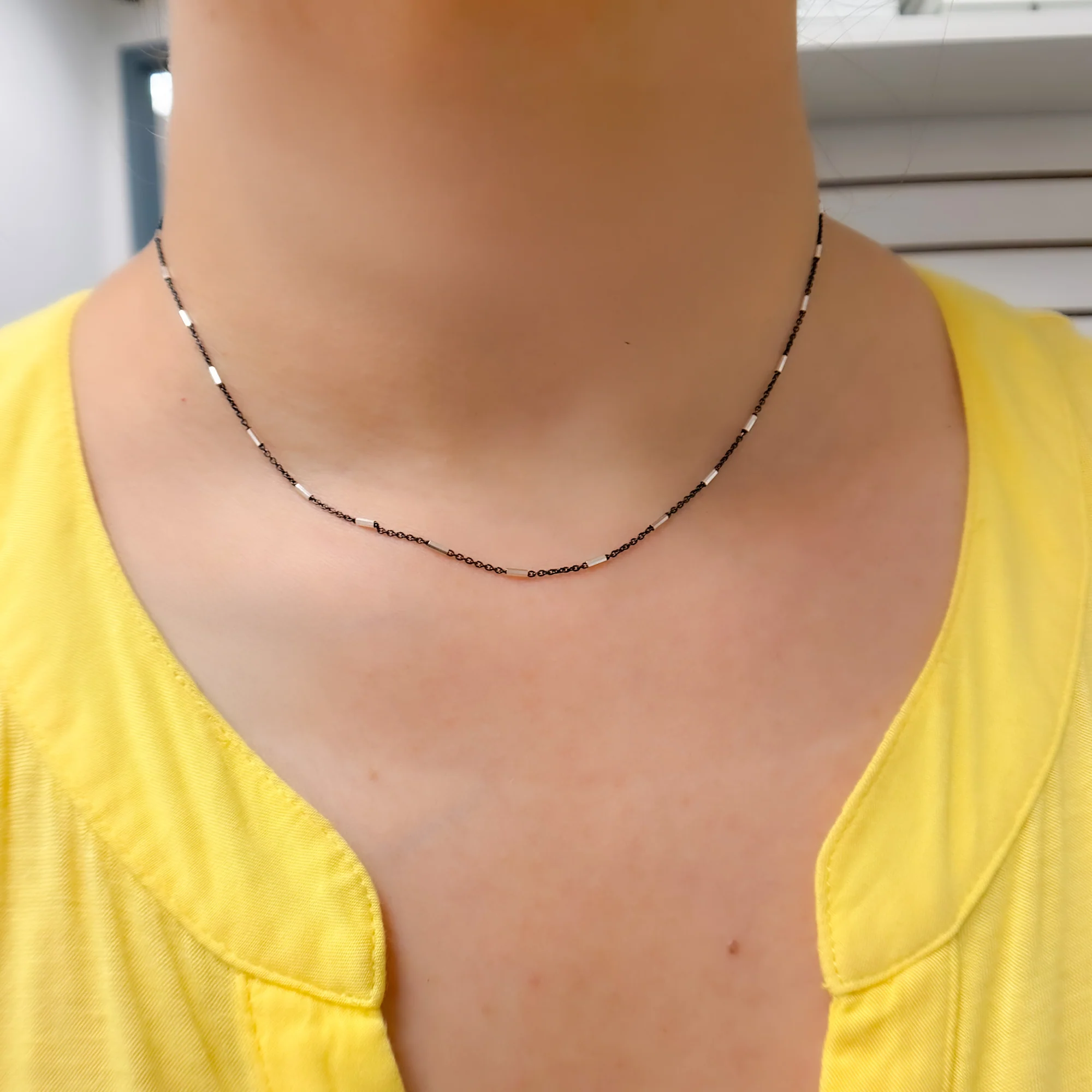 Z9SBF. Cable Oxidized Black and Silver Chain with tubes - Image 4