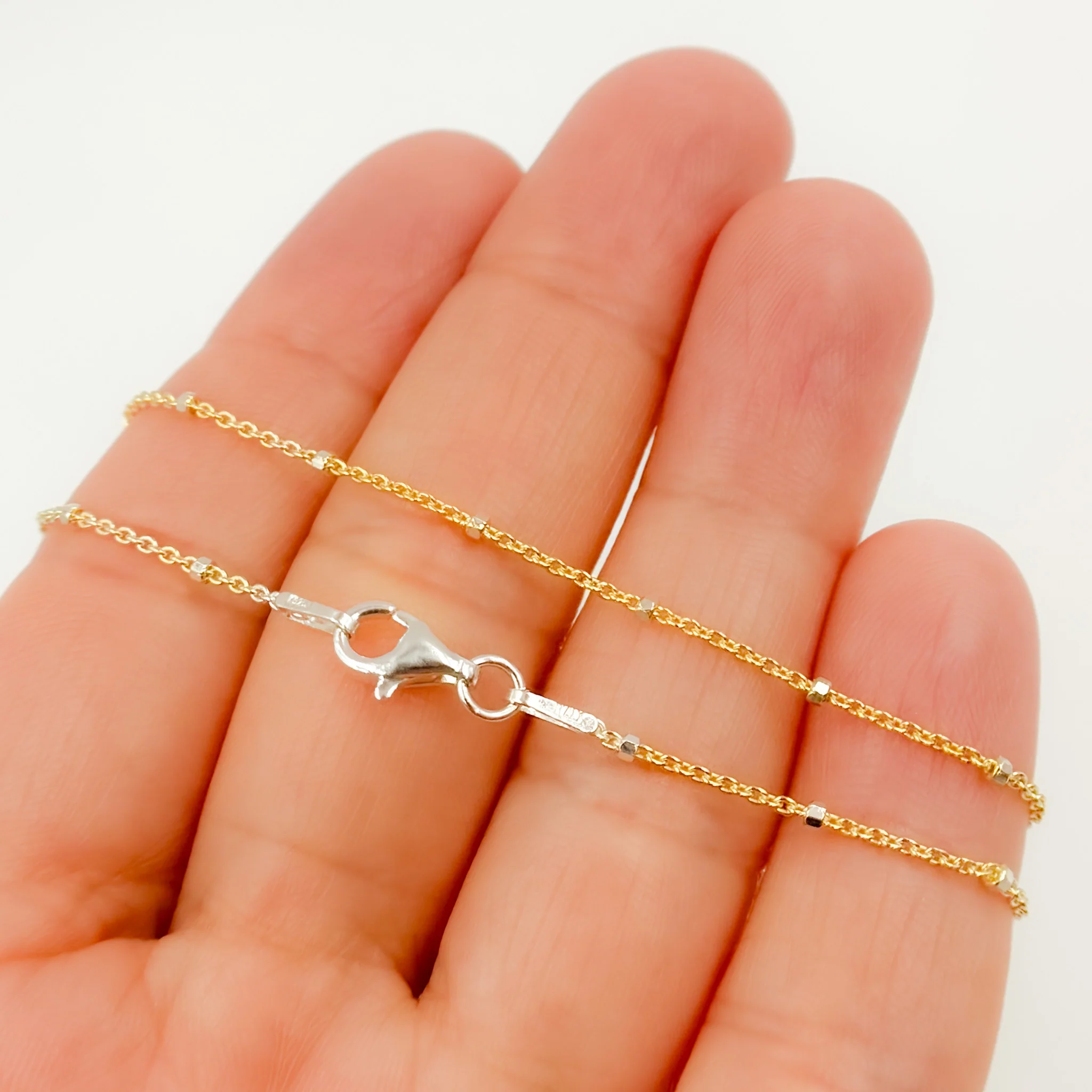 Z36GS1F. Gold Plated Sterling Silver Chain with Silver Cubes - Image 5