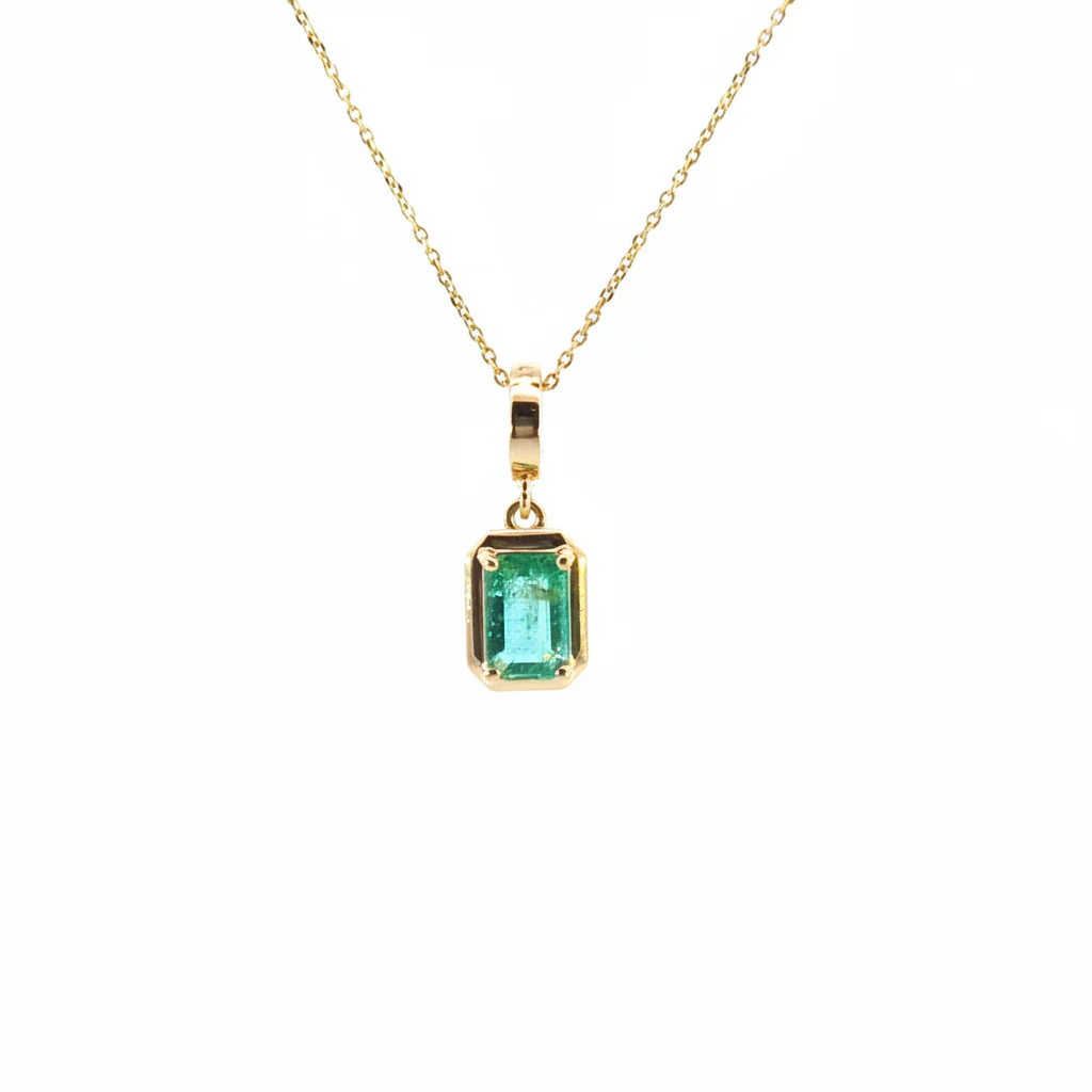 CMZ00366EM6X4. 14K Solid Gold Rectangular-Shaped Emerald Charm - Image 2
