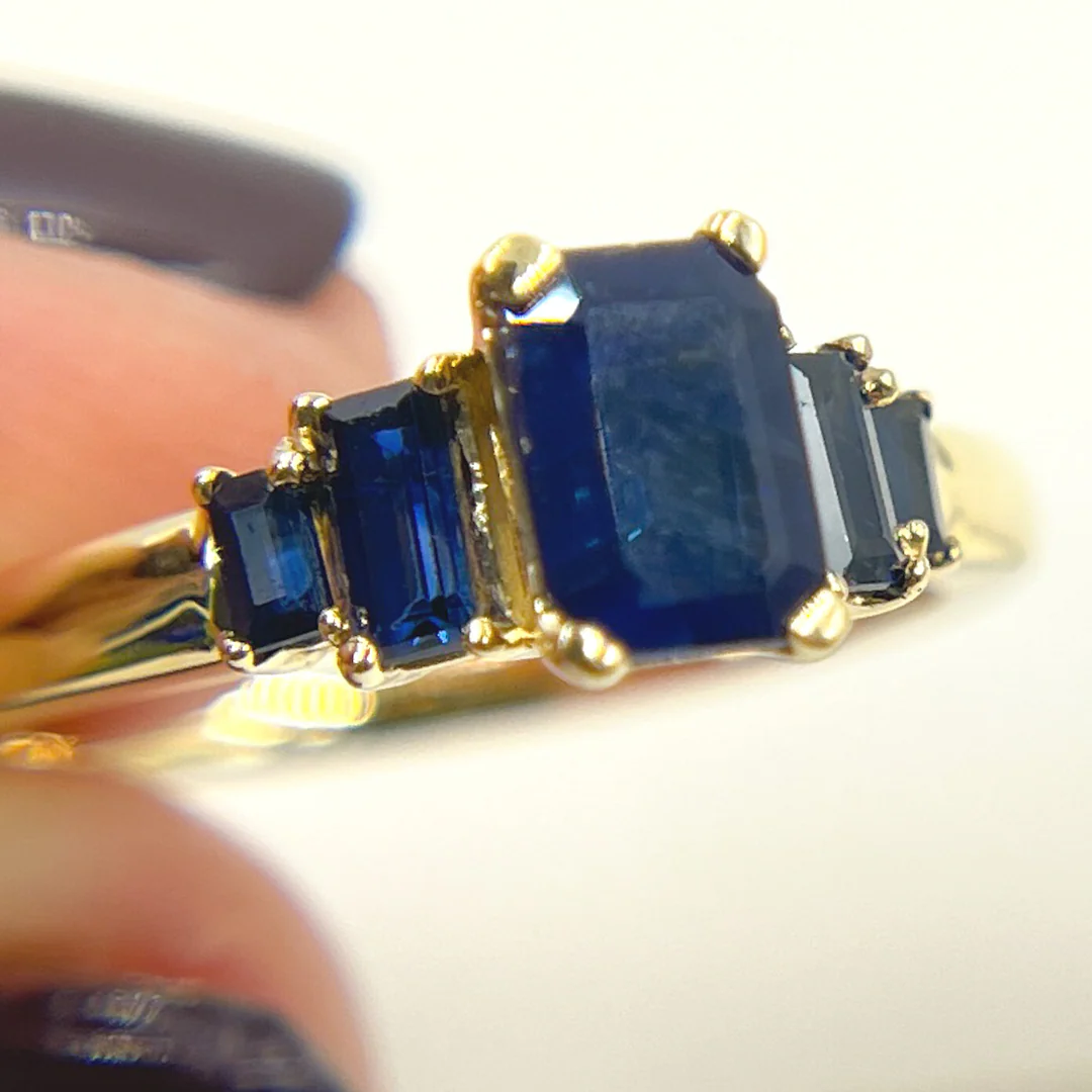 CR96102BS6X4. 14K Solid Yellow Gold Blue Sapphire Cluster Ring - Image 9