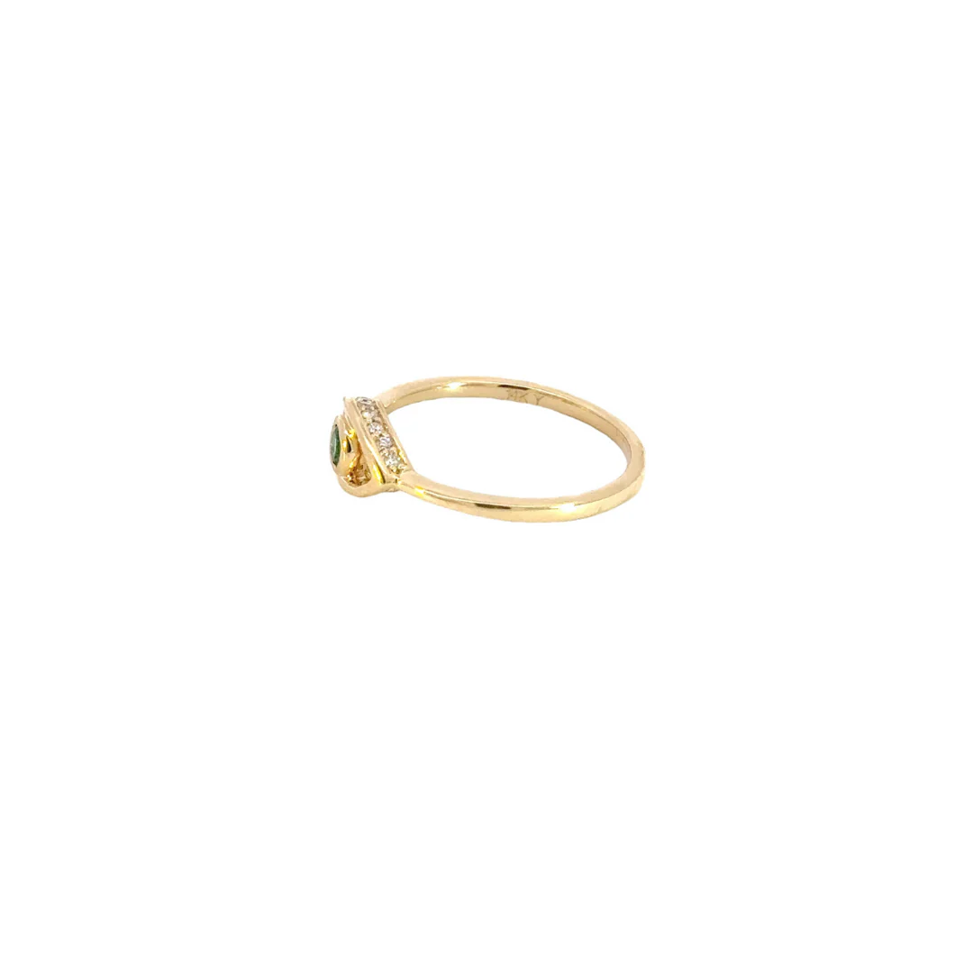CR96334EM3. 14k Solid Gold Diamond and Emerald Eye Ring - Image 6