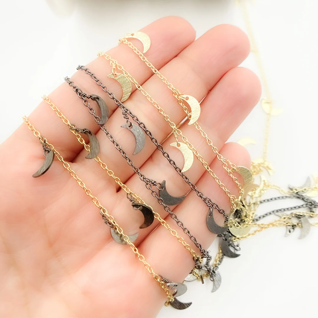 306M. Crescent Moon Shape Dangle Wire Chain - Image 3