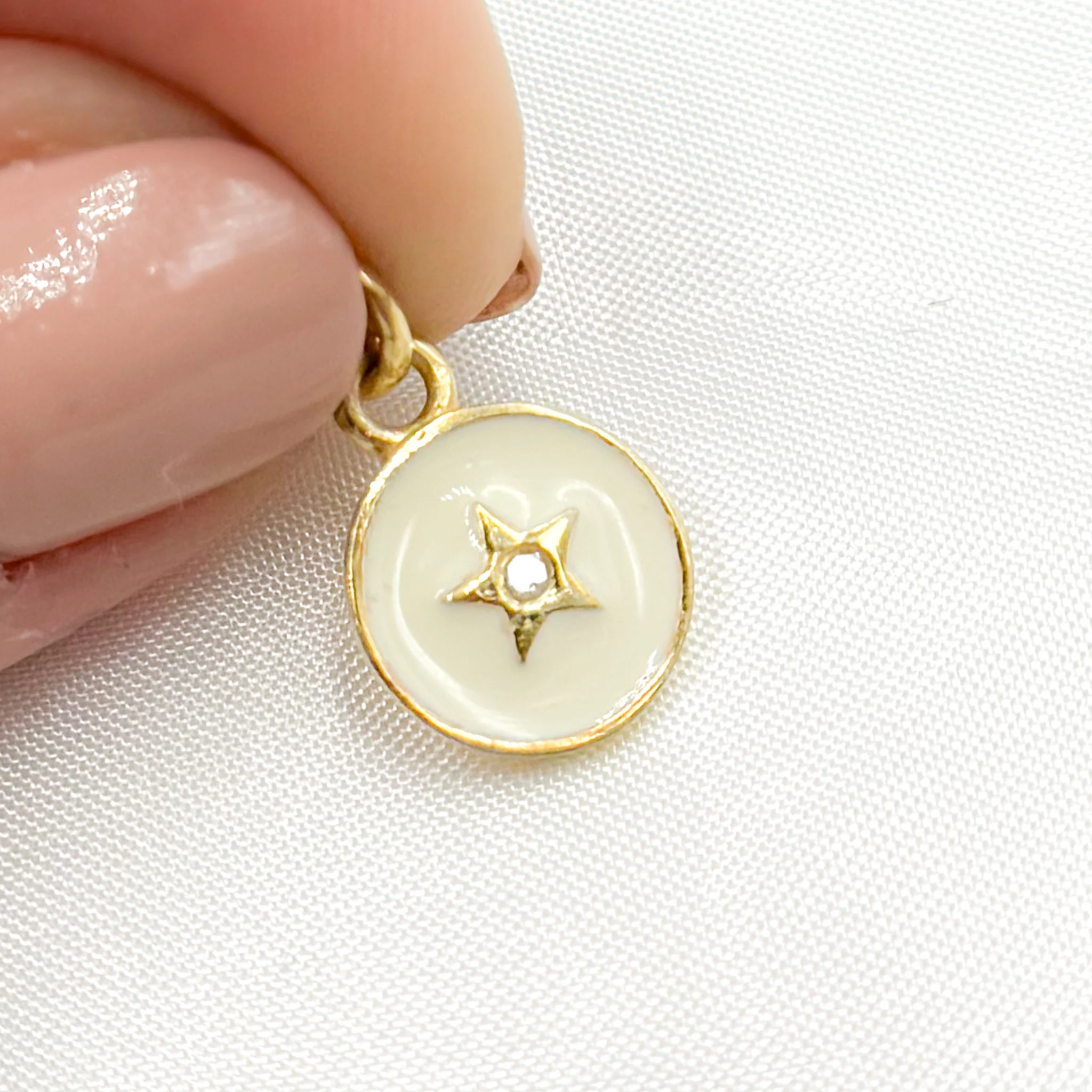 DC135A. Diamond Sterling Silver Round Star Enamel Charm - Image 4