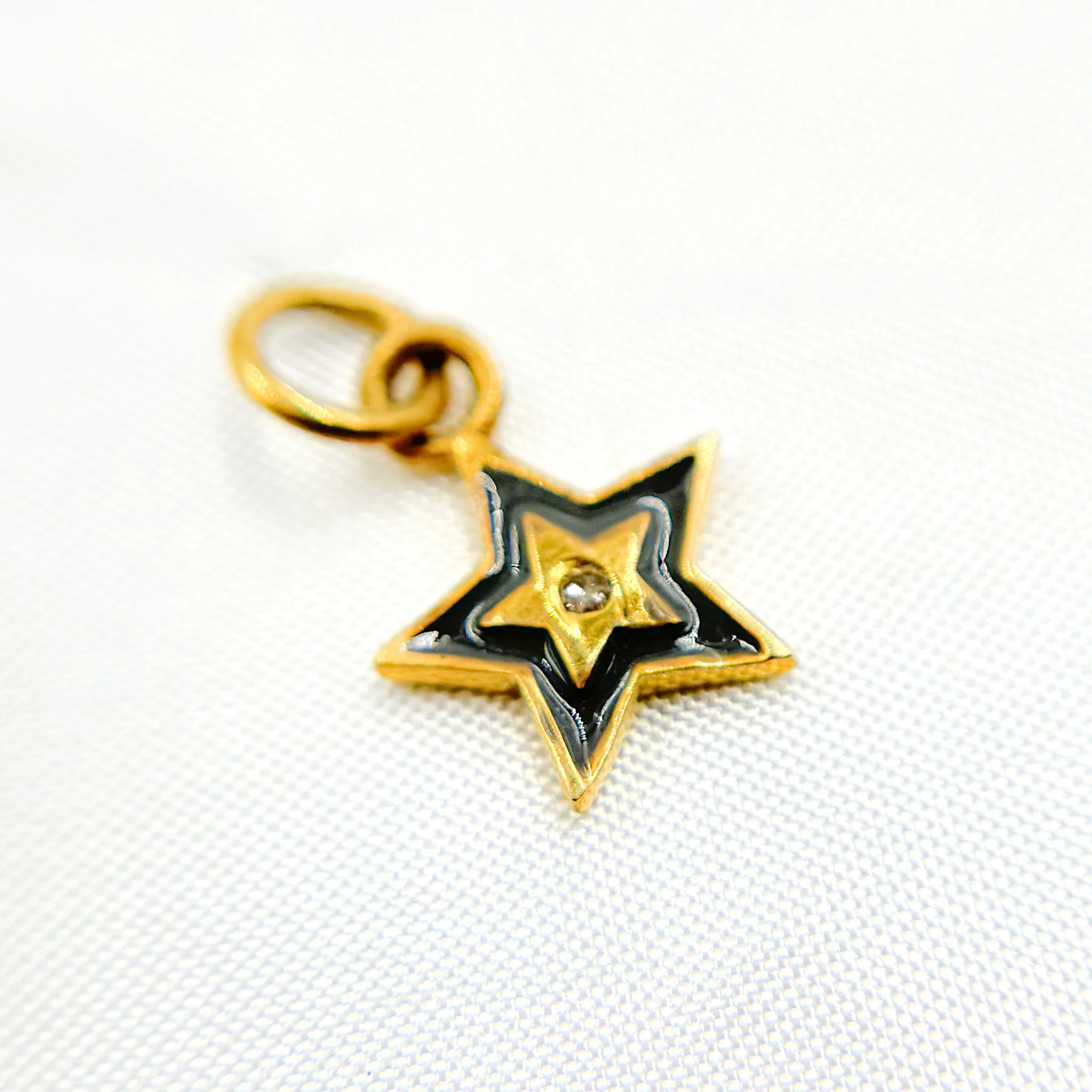 DC146A. Diamond Sterling Silver Star Enamel Charm - Image 6
