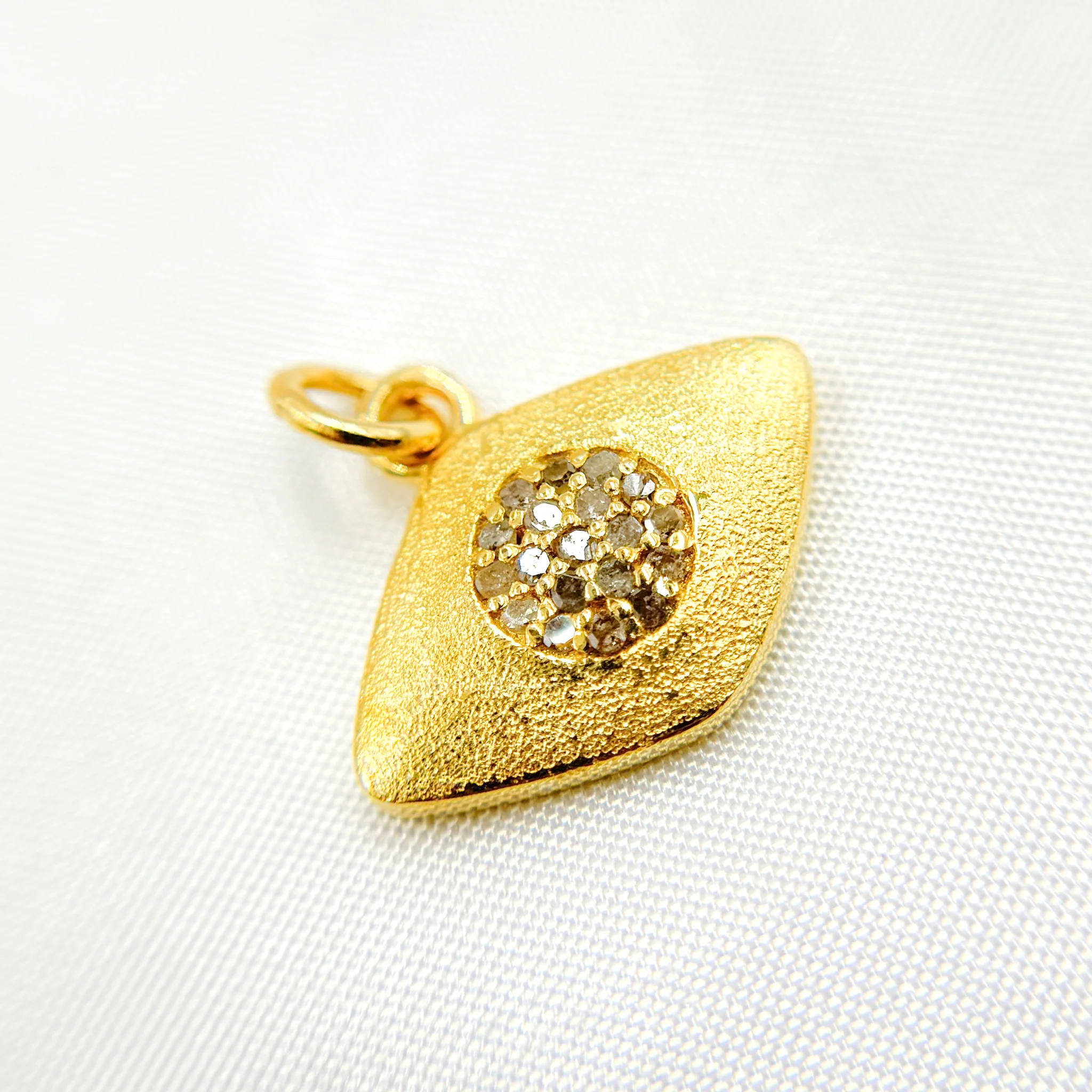 DC343. Diamond Sterling Silver Eye Pendant - Image 5