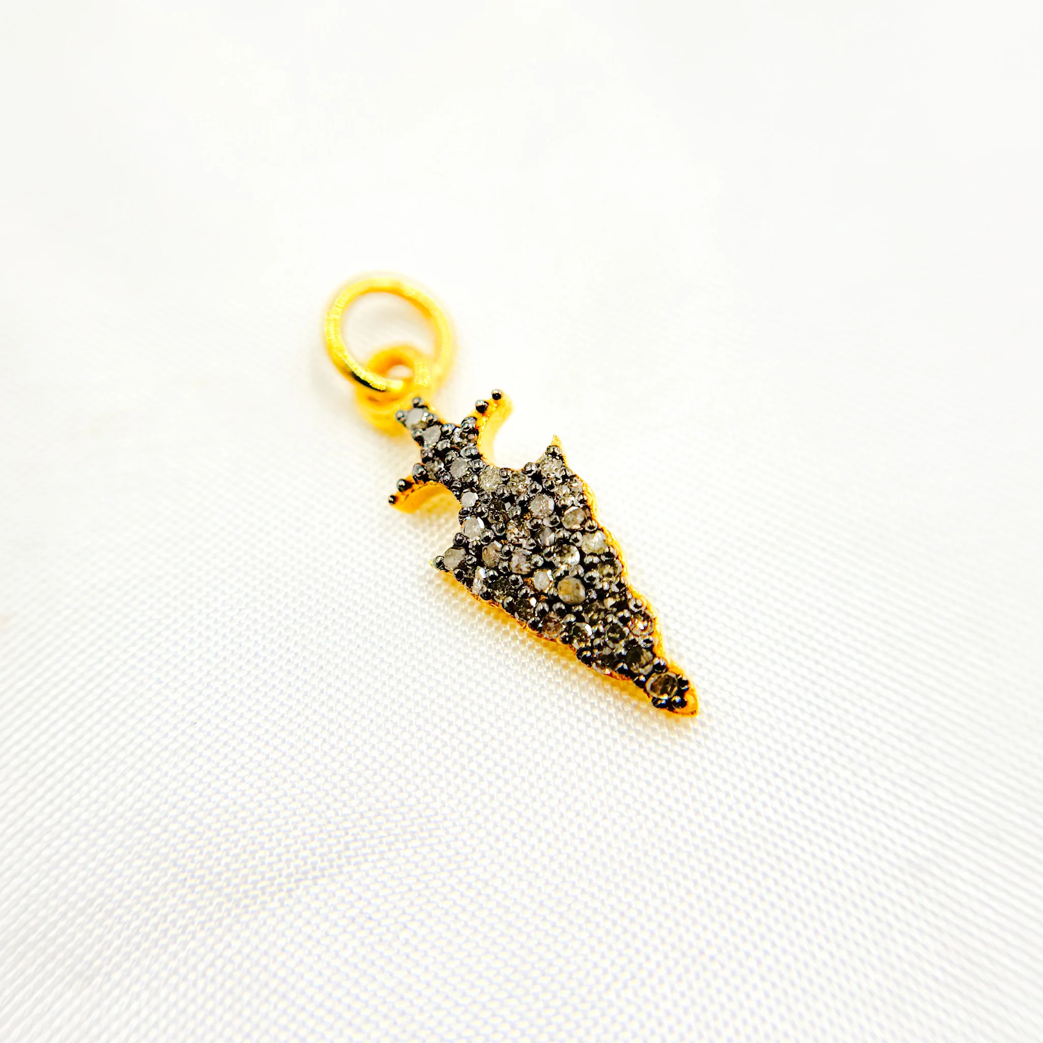 DC349. Diamond Silver Arrow Head Charm - Image 6
