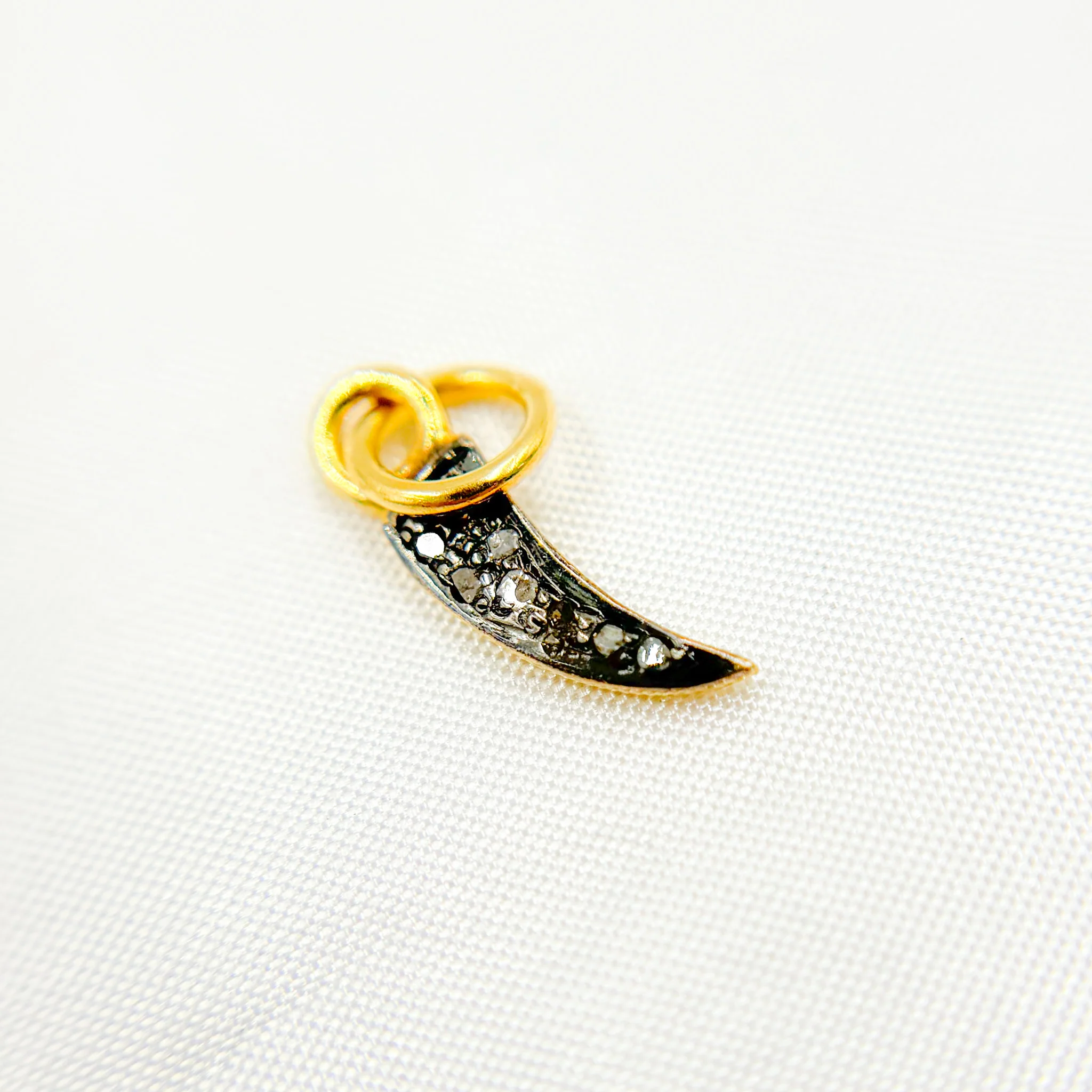 DC362. Diamond Sterling Silver Mini Horn Charm - Image 2