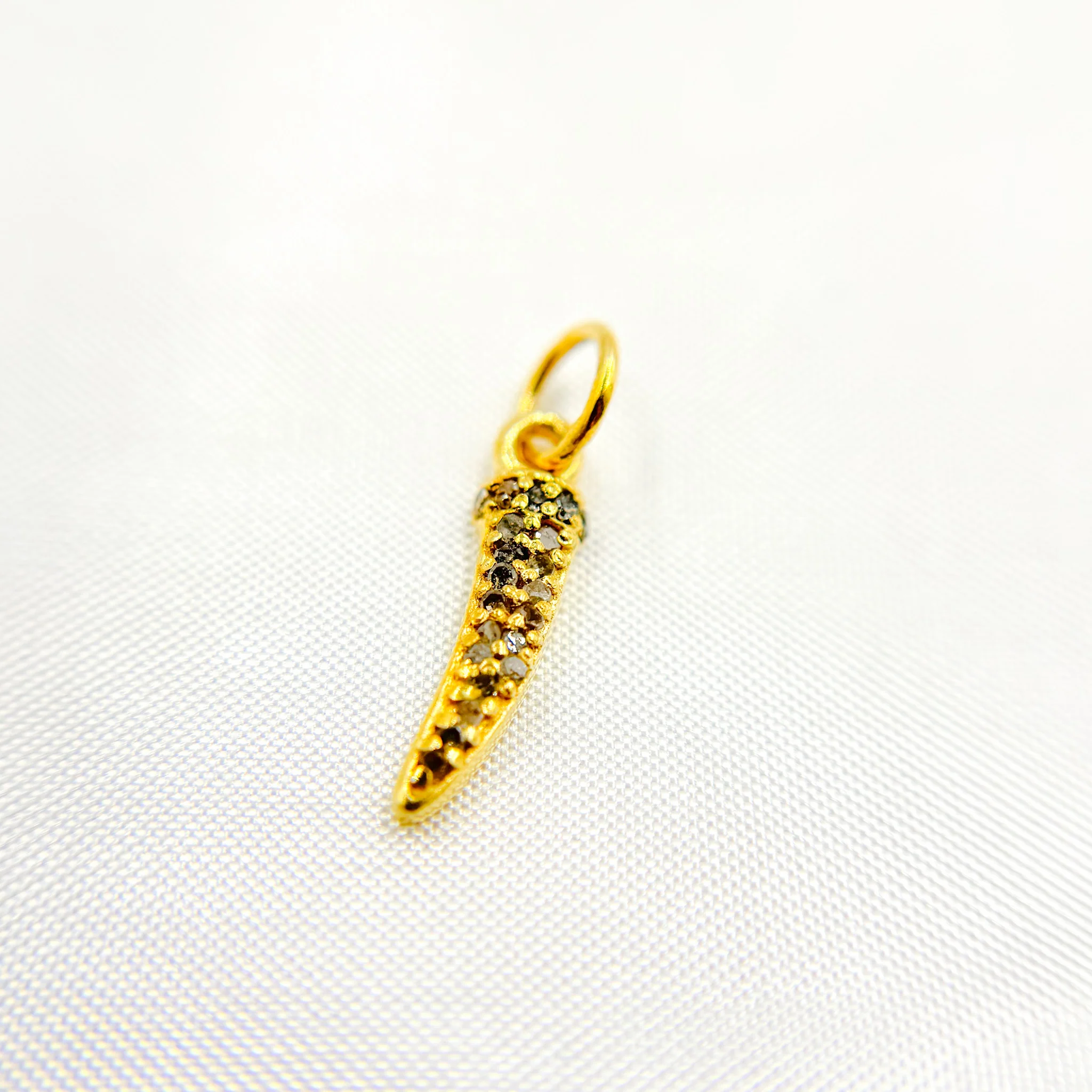 DC404. Diamond Sterling Silver Mini Horn Charm - Image 5