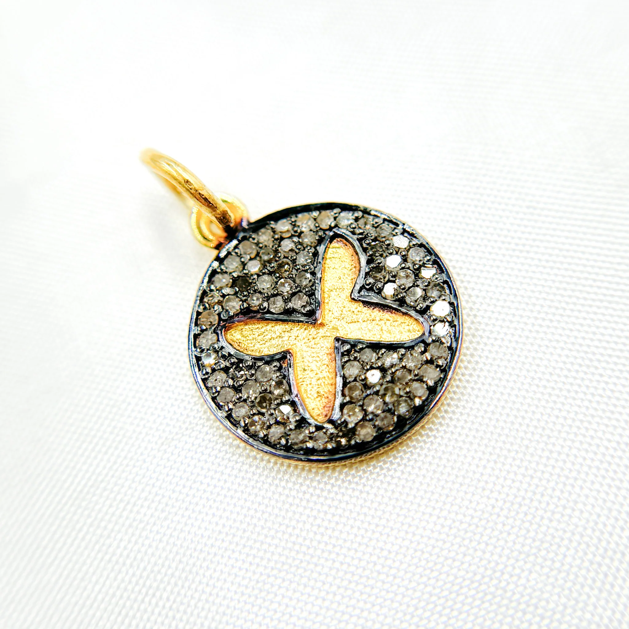 DC431. Diamond Sterling Silver Round Butterfly Charm - Image 3