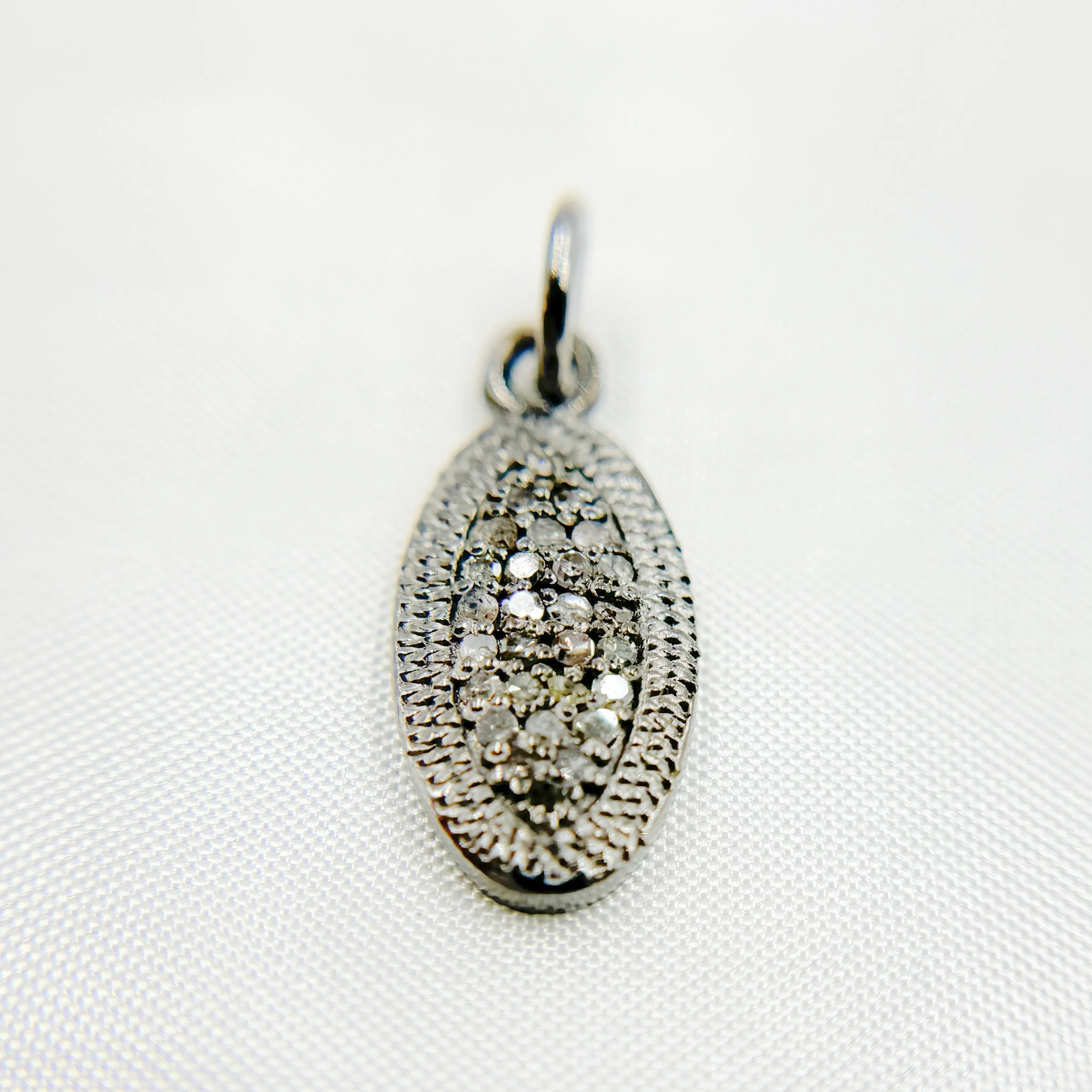 DC520. Diamond Sterling Silver Oval Charm - Image 5