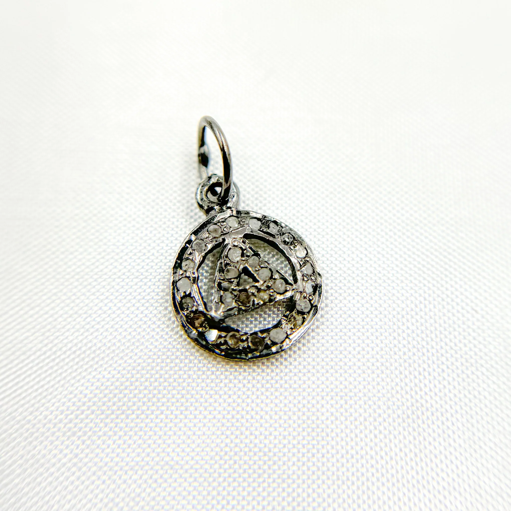 DC591. Diamond Sterling Silver Round Triangle Charm - Image 3