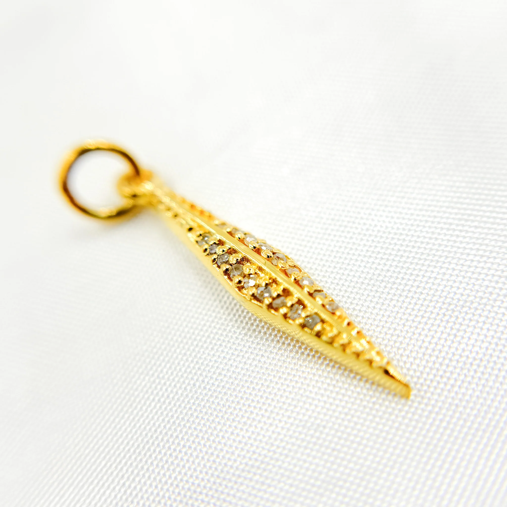 DC872. Diamond Sterling Silver Leaf Pendant - Image 4