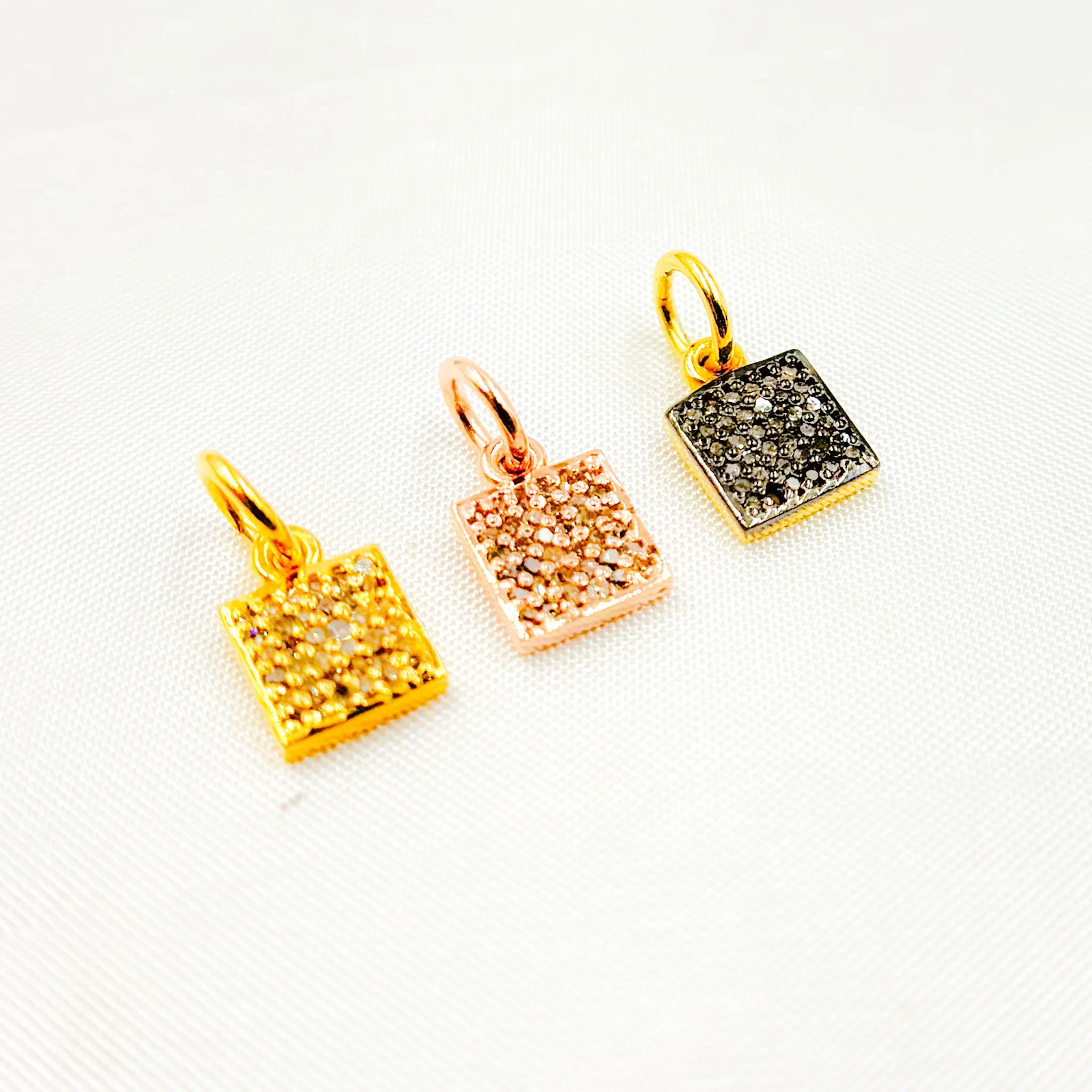 DC890. Diamond Sterling Silver Square Charm - Image 4