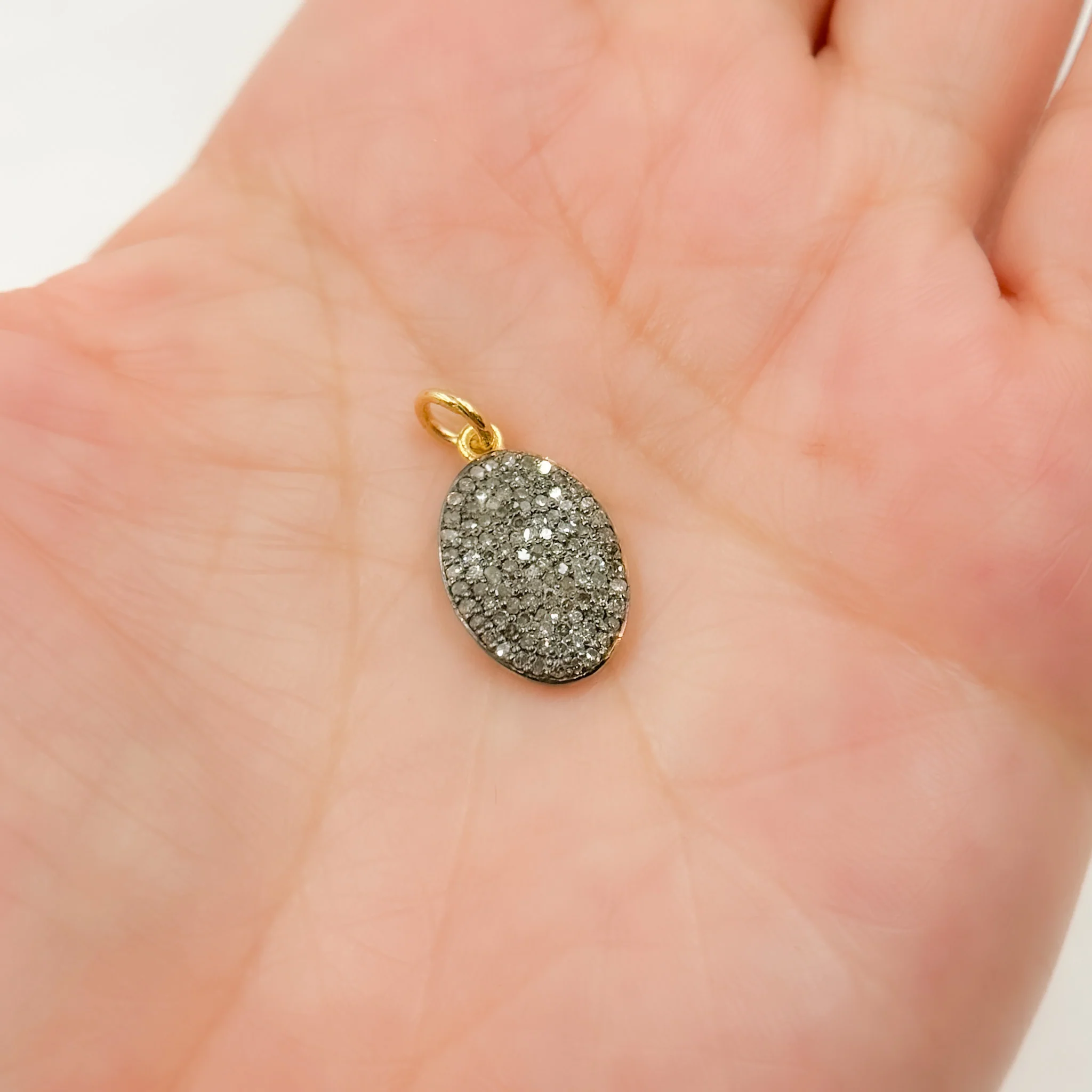 DC924. Diamond Sterling Silver Oval Charm - Image 2