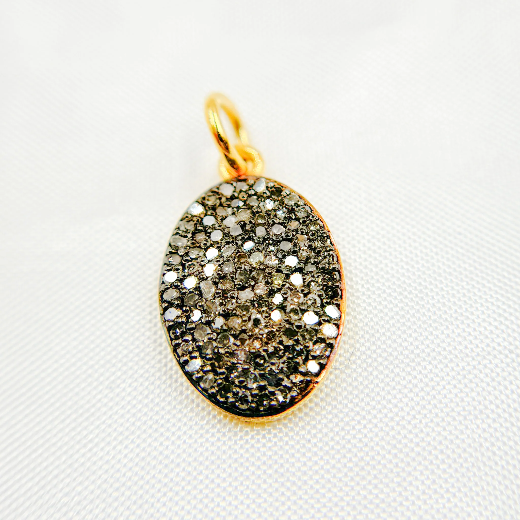 DC924. Diamond Sterling Silver Oval Charm - Image 3