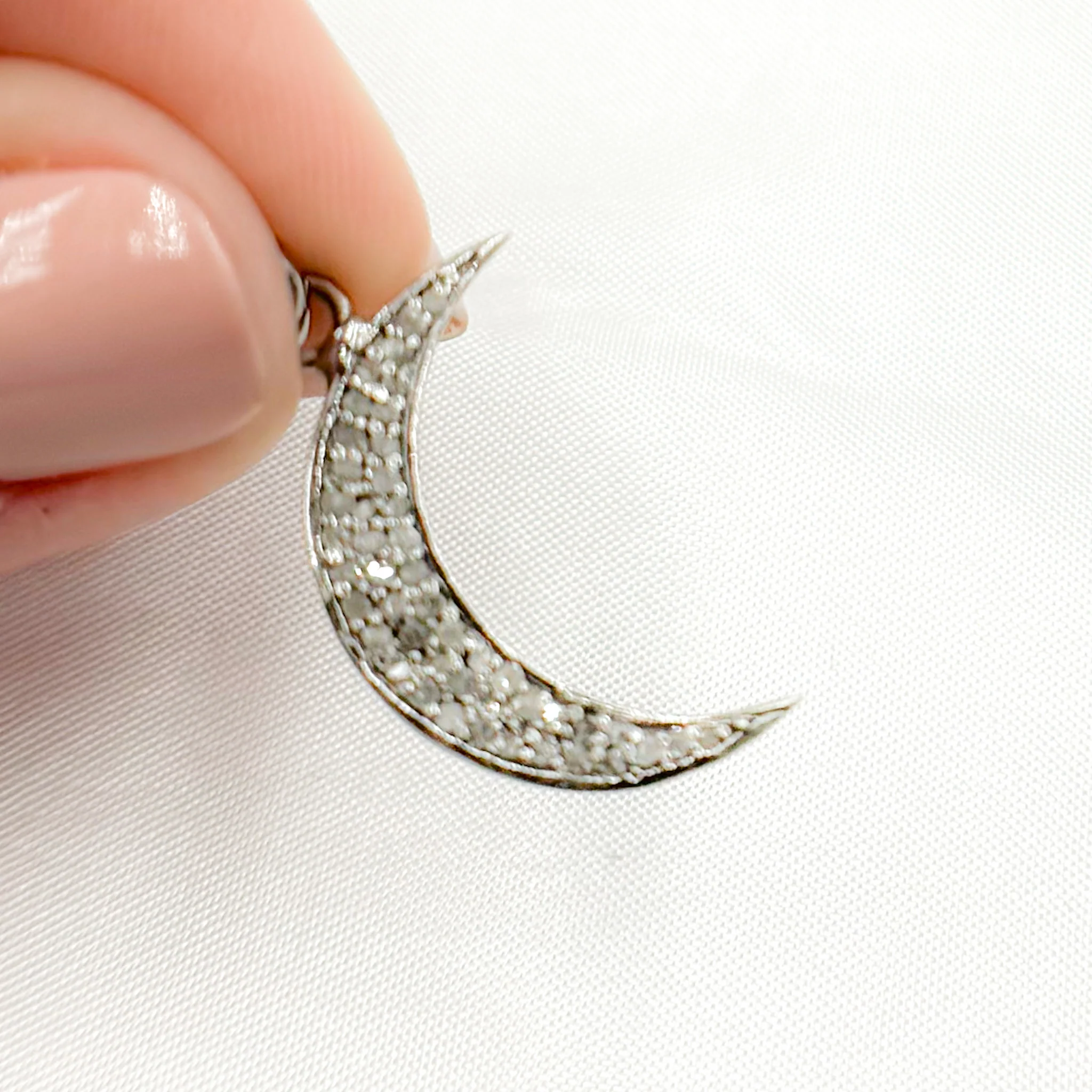 DC086. Diamond Sterling Silver Moon Pendant - Image 3
