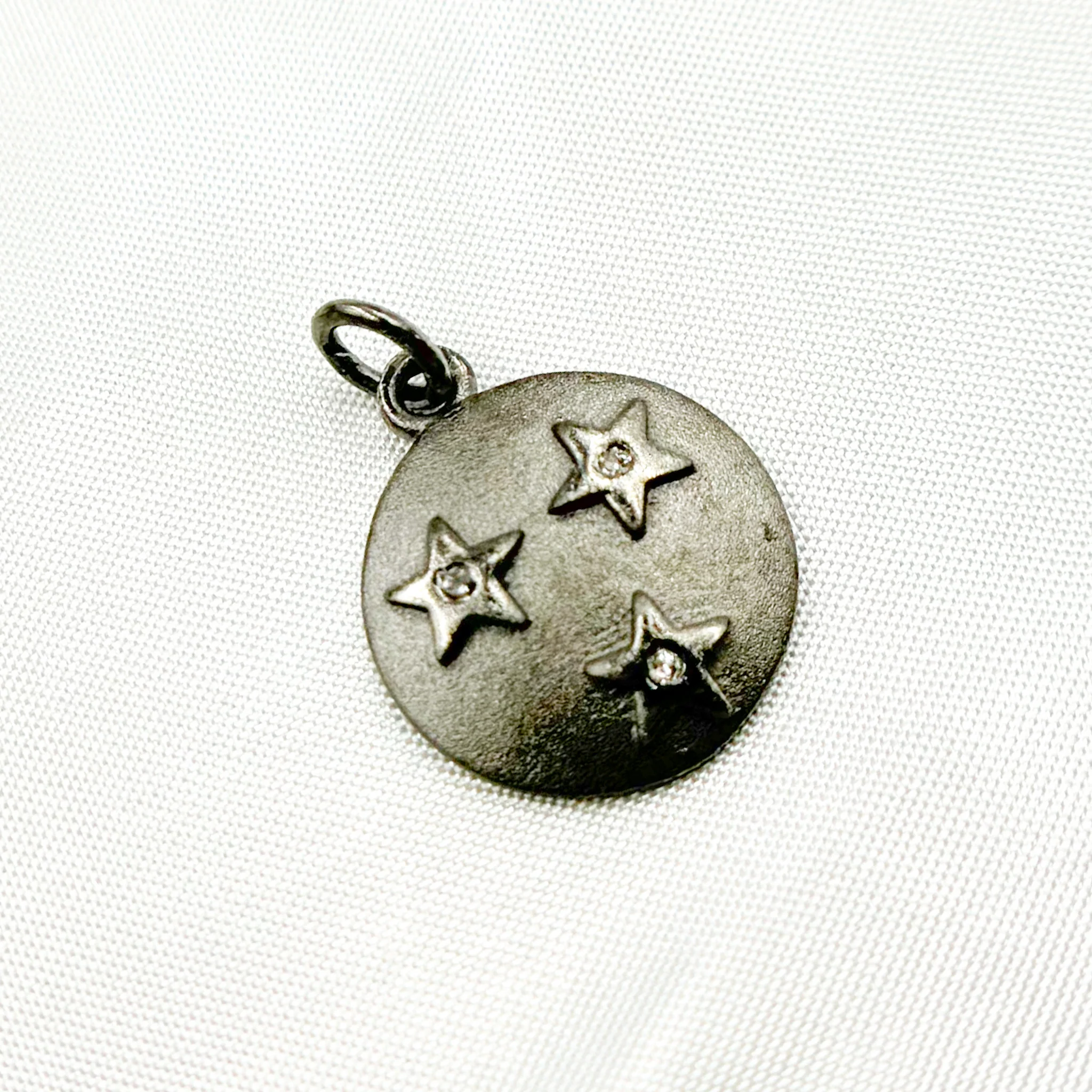 DC088. Diamond Sterling Silver Round Star Charm - Image 4
