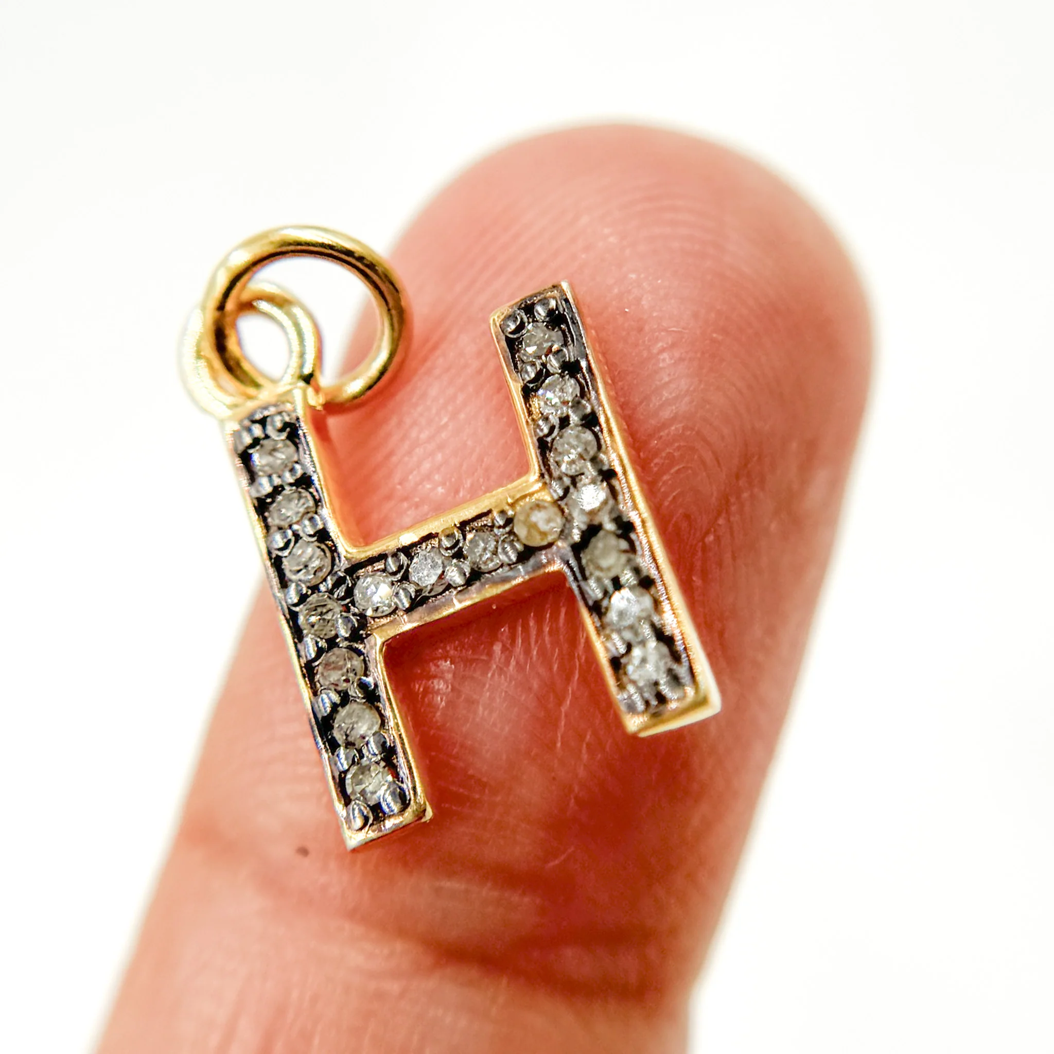 DC537. Diamond Sterling Silver Letter "H" Charm - Image 6