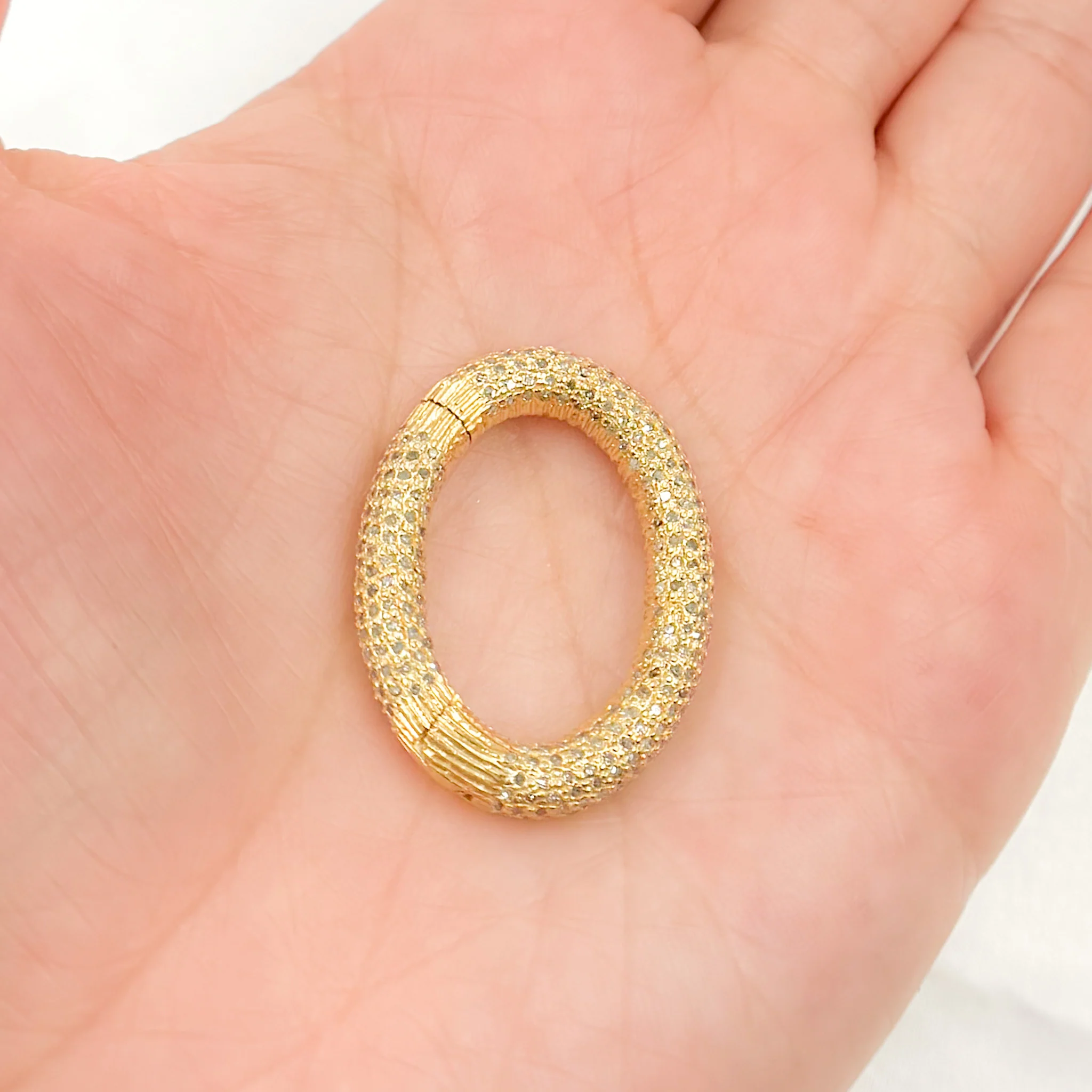 DC621. Diamond Sterling Silver Oval Hinge Clasp - Image 3
