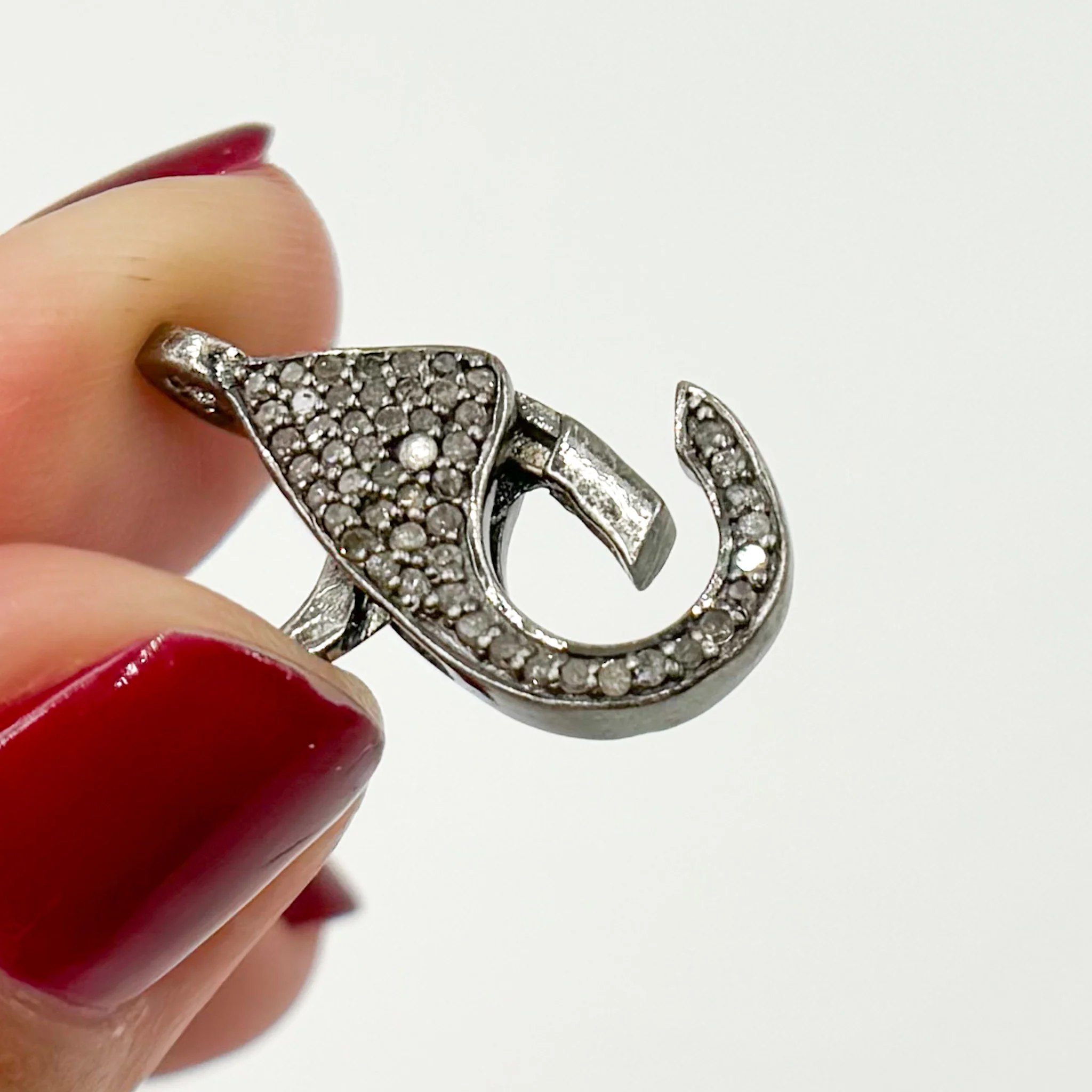 DC628. Diamond & Sterling Silver Trigger Clasp - Image 3