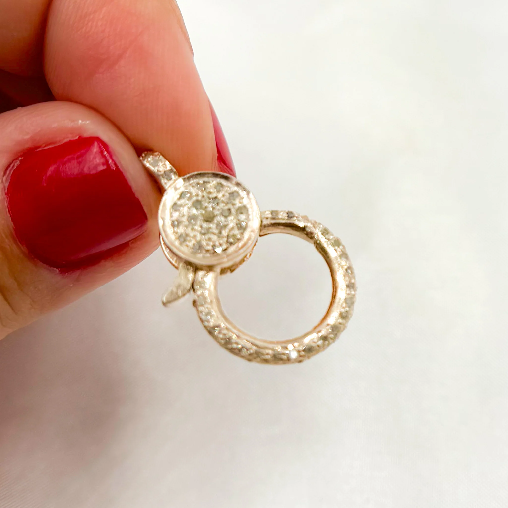 DC637. Diamond Sterling Silver Round Trigger Clasp - Image 4